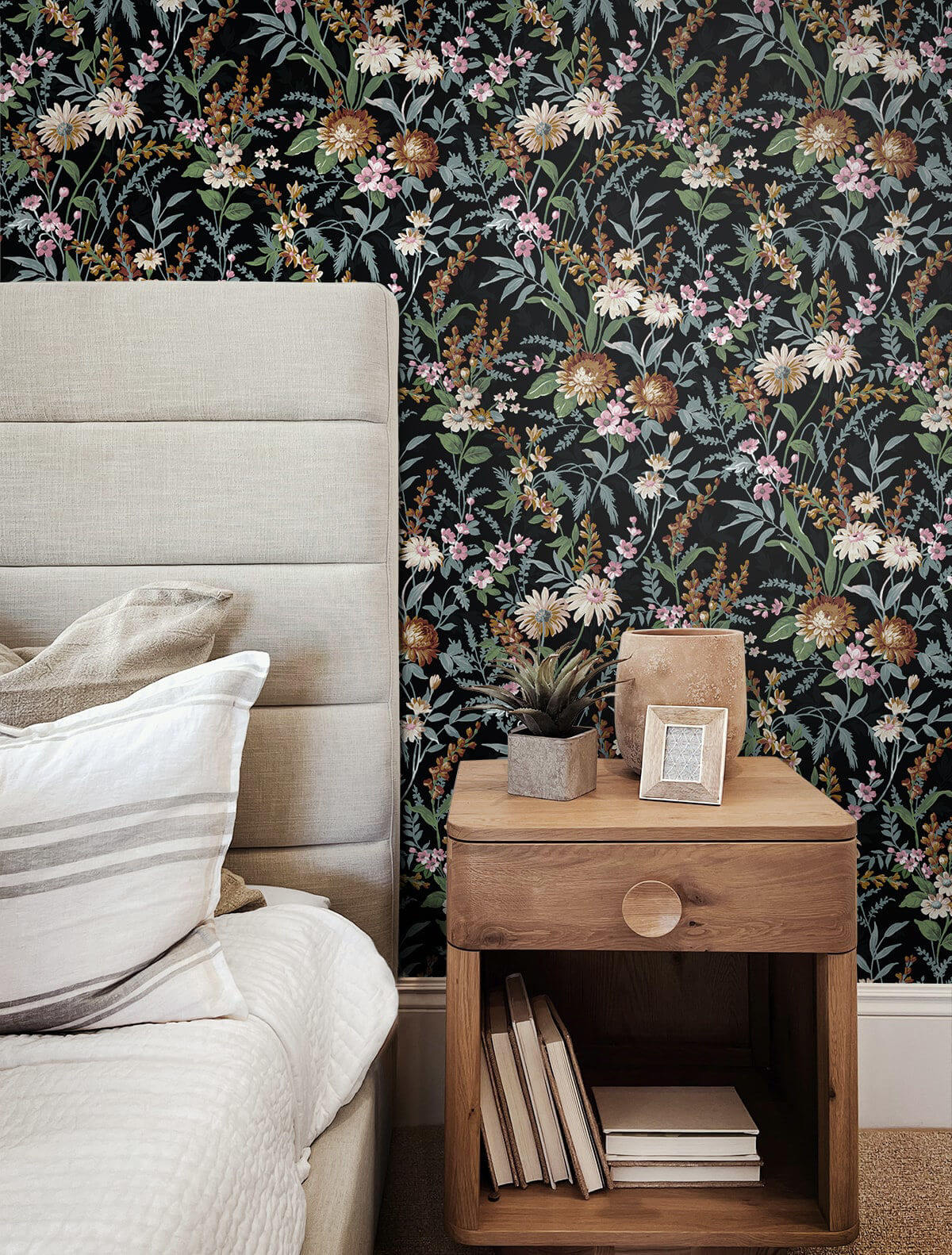 NextWall Vintage Floral Peel & Stick Wallpaper Sample - Onyx