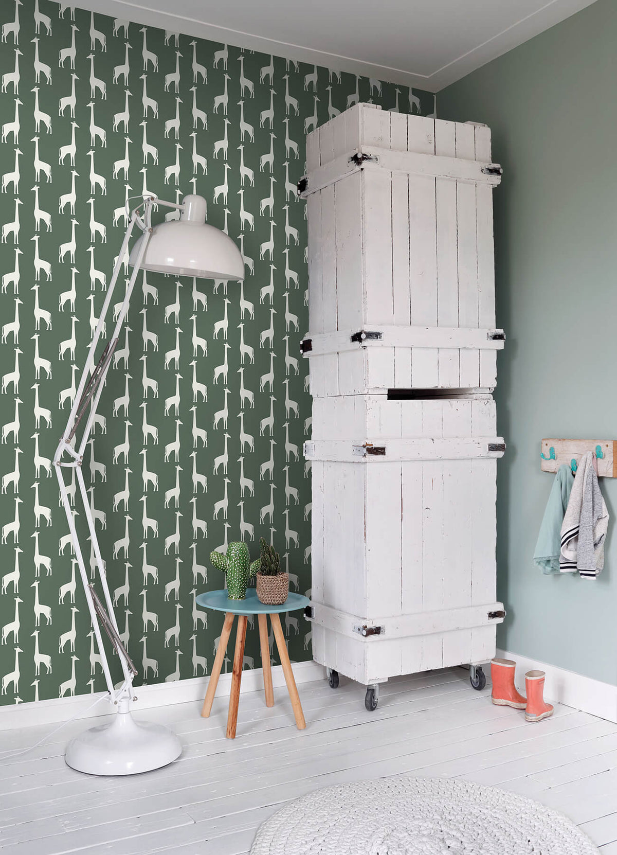 Chesapeake Fable Vivi Giraffe Wallpaper Sample - Green