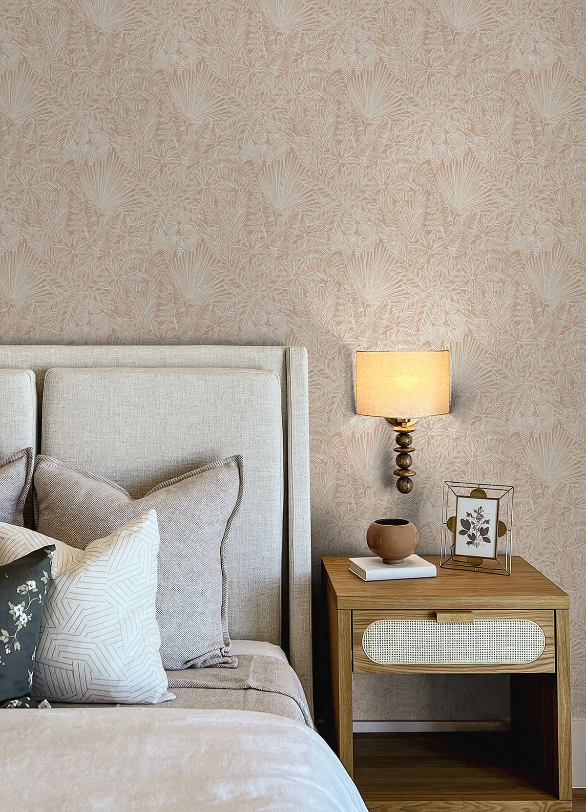A Street Prints Middleton Vita Wallpaper Sample - Blush