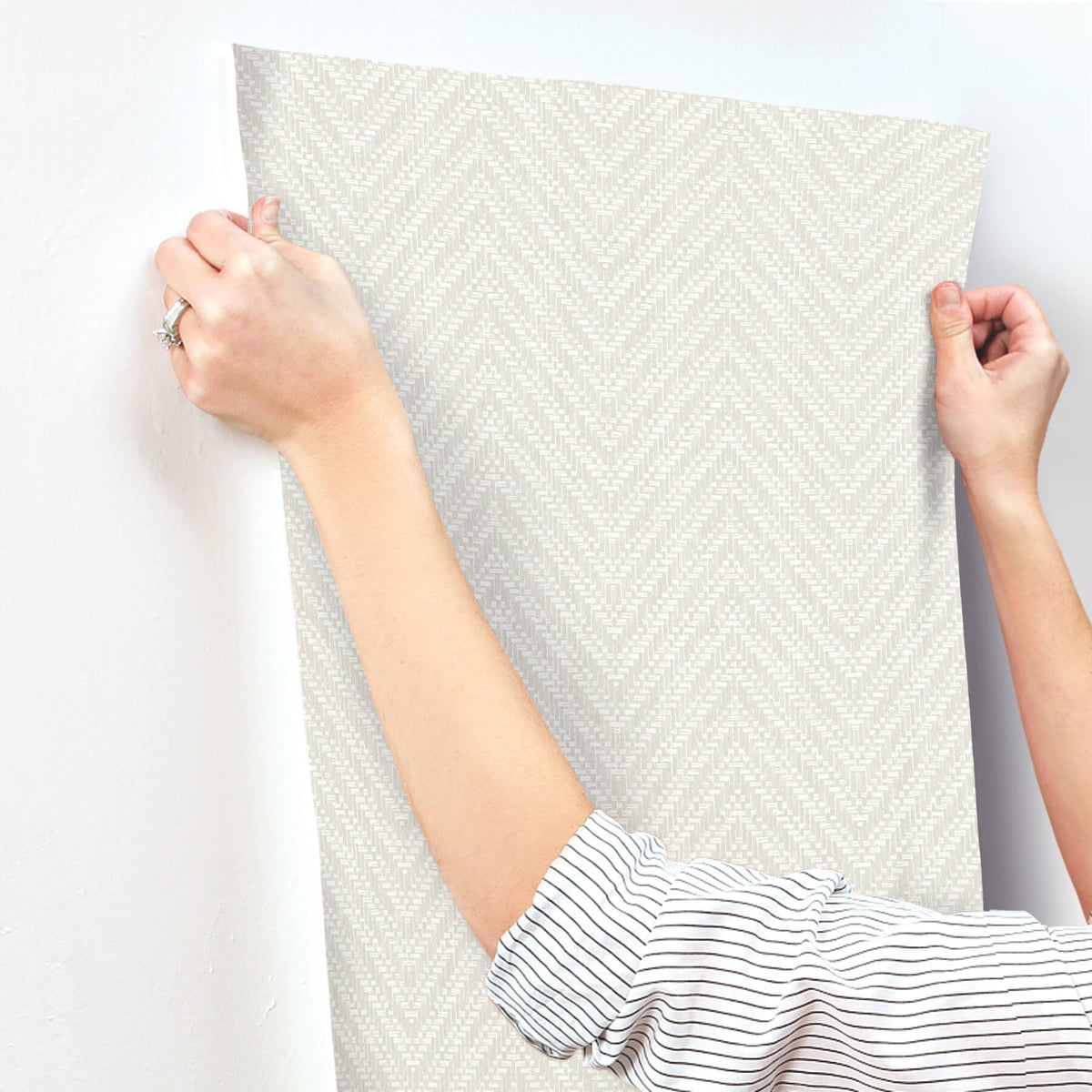 A-Street Prints Terrace Glynn Wallpaper - Silver