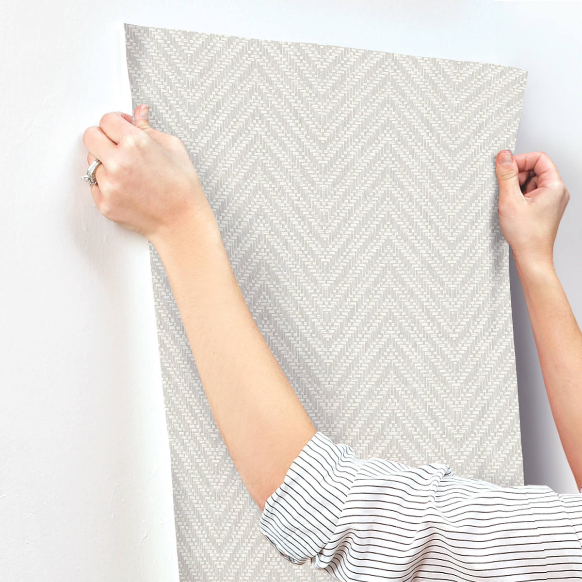 A-Street Prints Terrace Glynn Wallpaper - Light Grey
