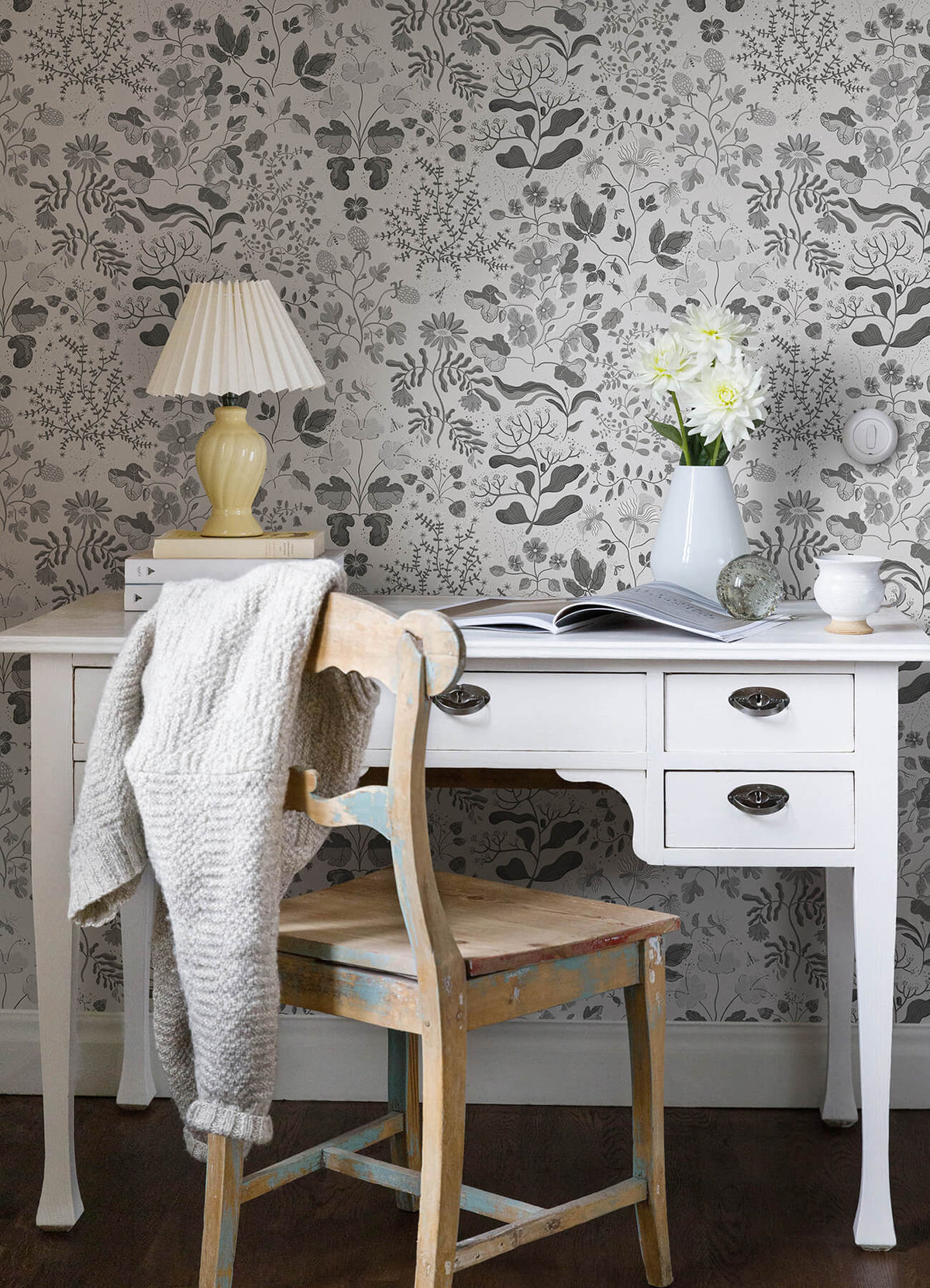 A-Street Prints Botanica Groh Floral Wallpaper - Grey