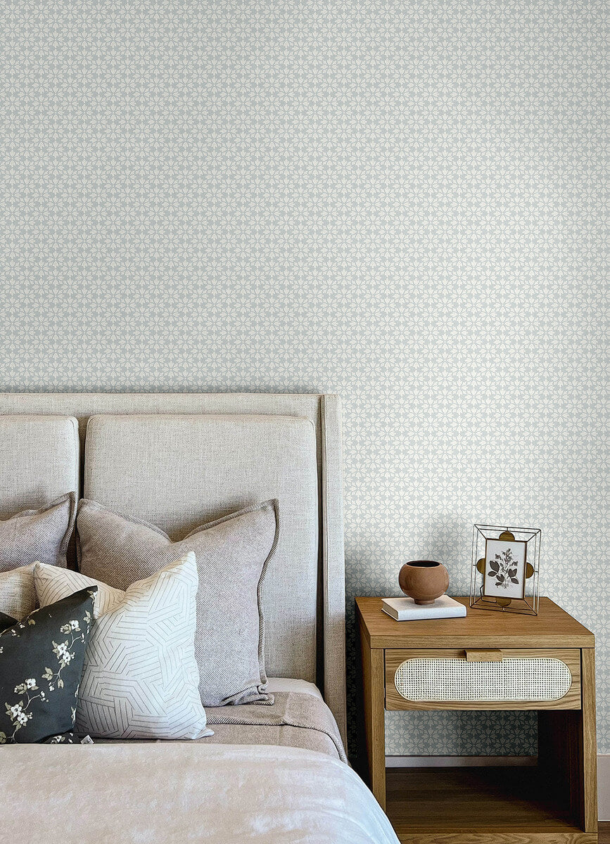 Chesapeake Printworks Phlox Wallpaper - Light Blue