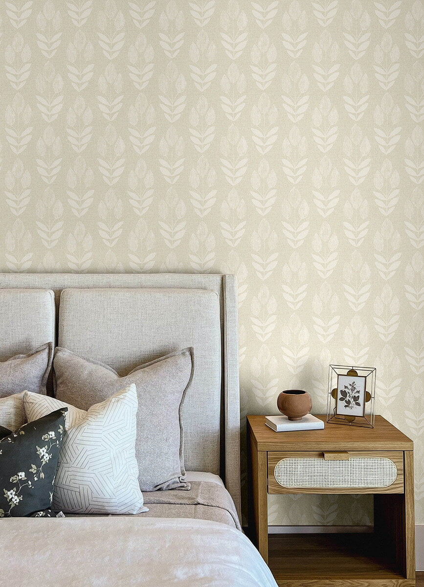 Chesapeake Printworks Garland Tulip Wallpaper Sample - Khaki
