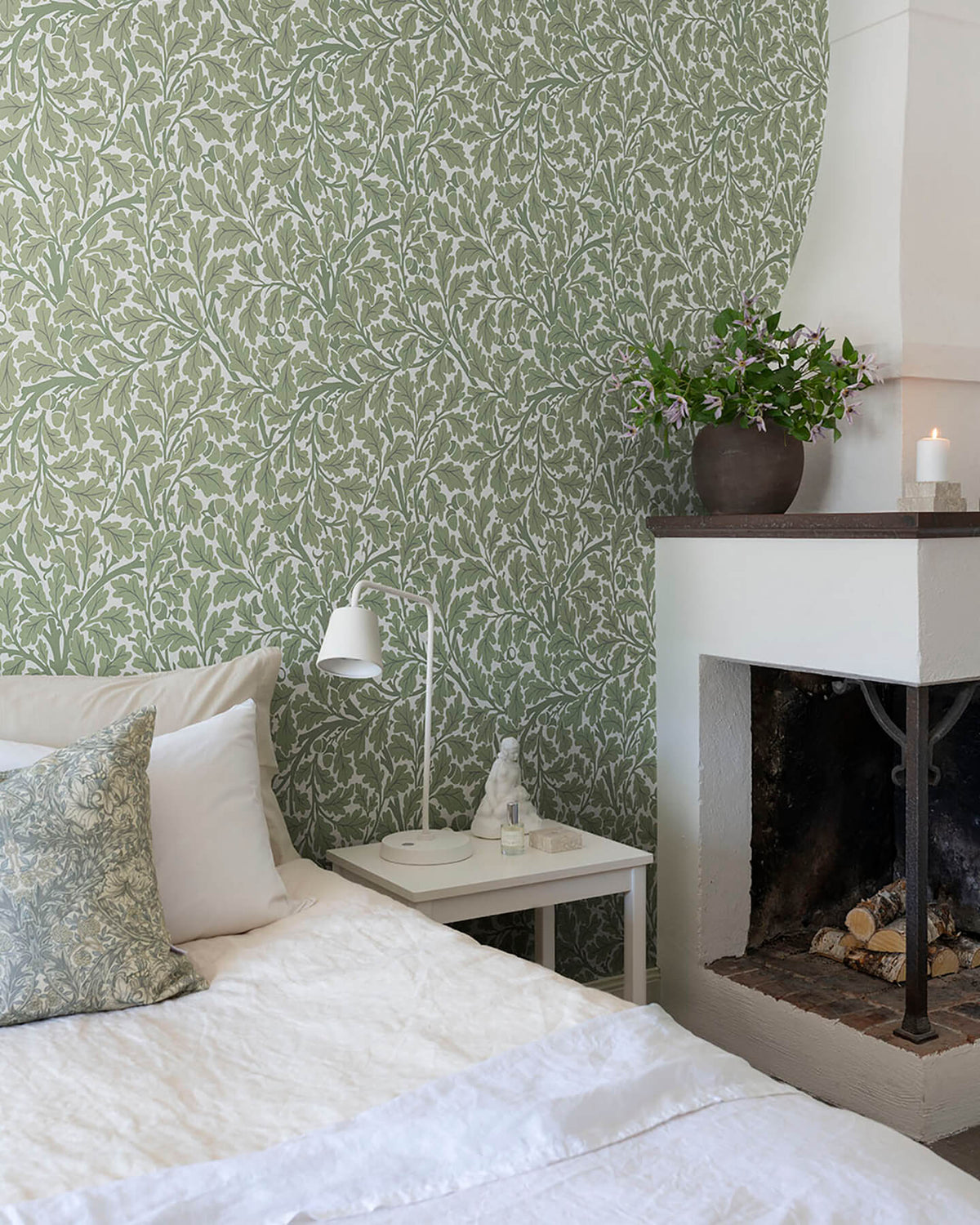 A Street Prints Hidden Treasures Oak Tree Wallpaper Sample - Green