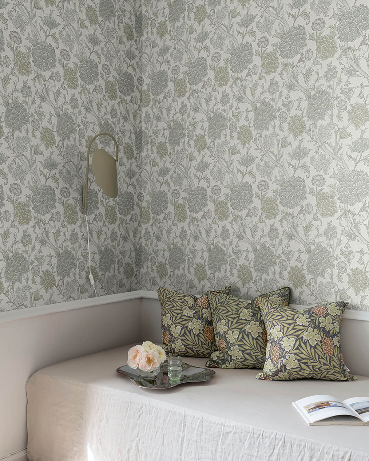 A Street Prints Hidden Treasures Cray Wallpaper Sample - Light Green