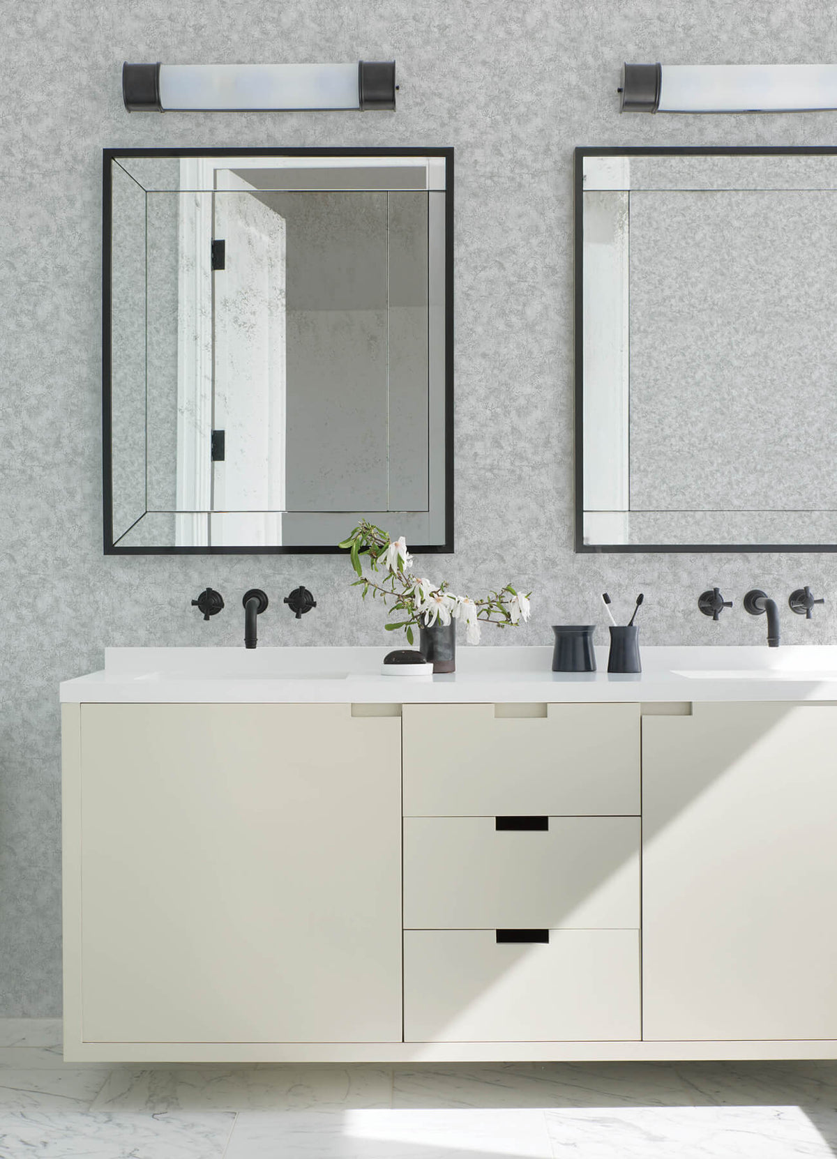 Advantage Kitchen & Bath Aged Patina Wallpaper Sample - Pewter
