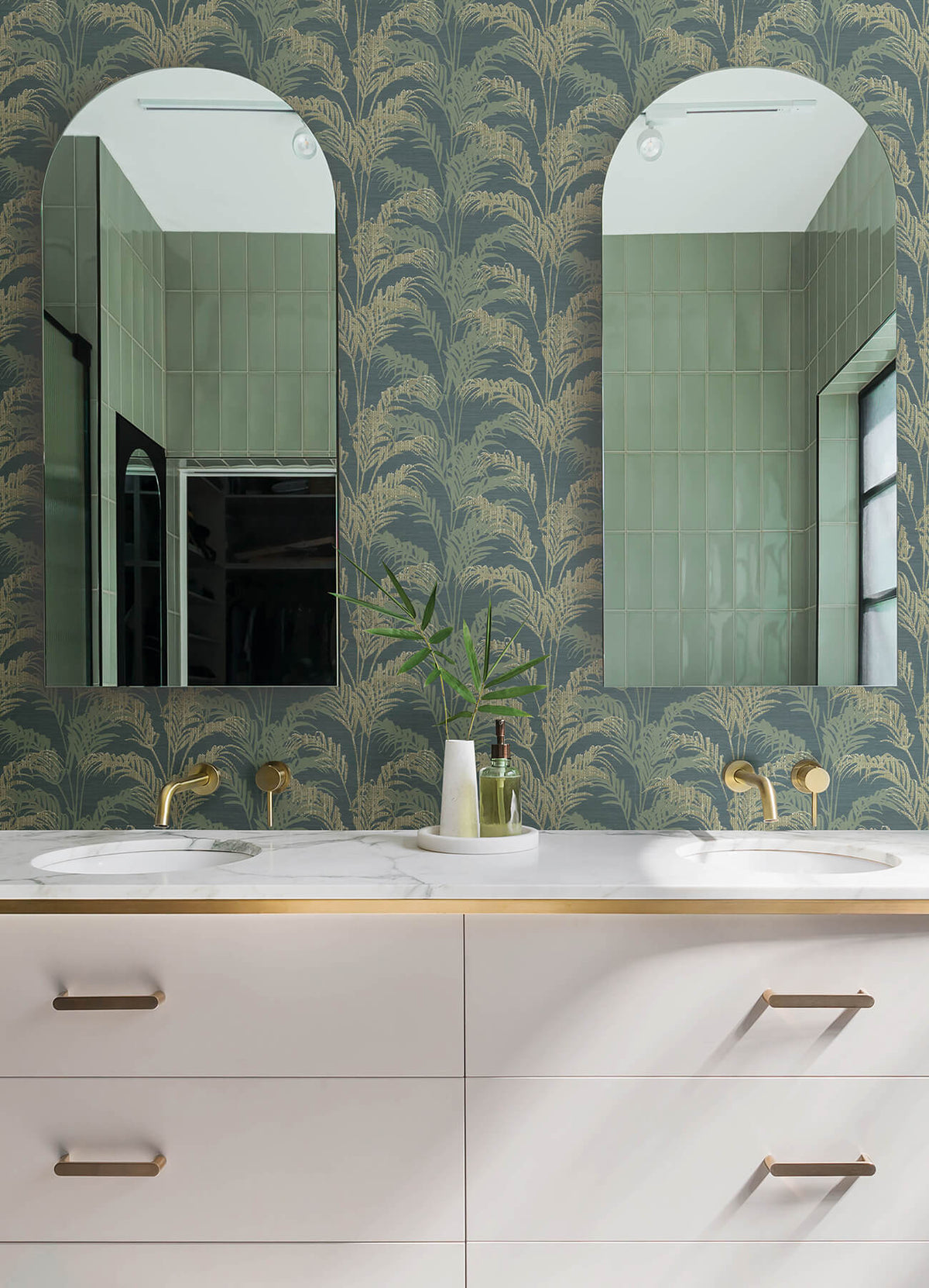 Advantage Kitchen & Bath Rattan Palm Wallpaper Sample - Teal