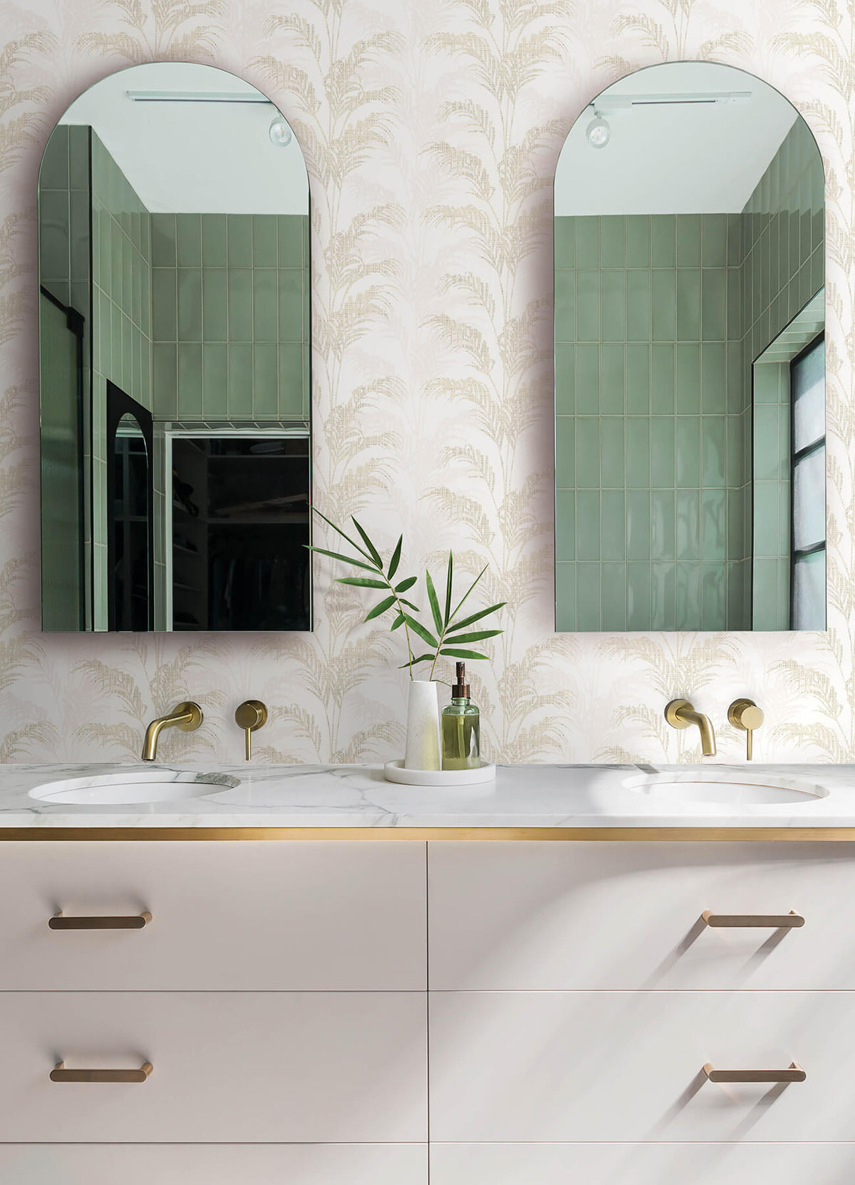 Advantage Kitchen & Bath Rattan Palm Wallpaper Sample - Ivory