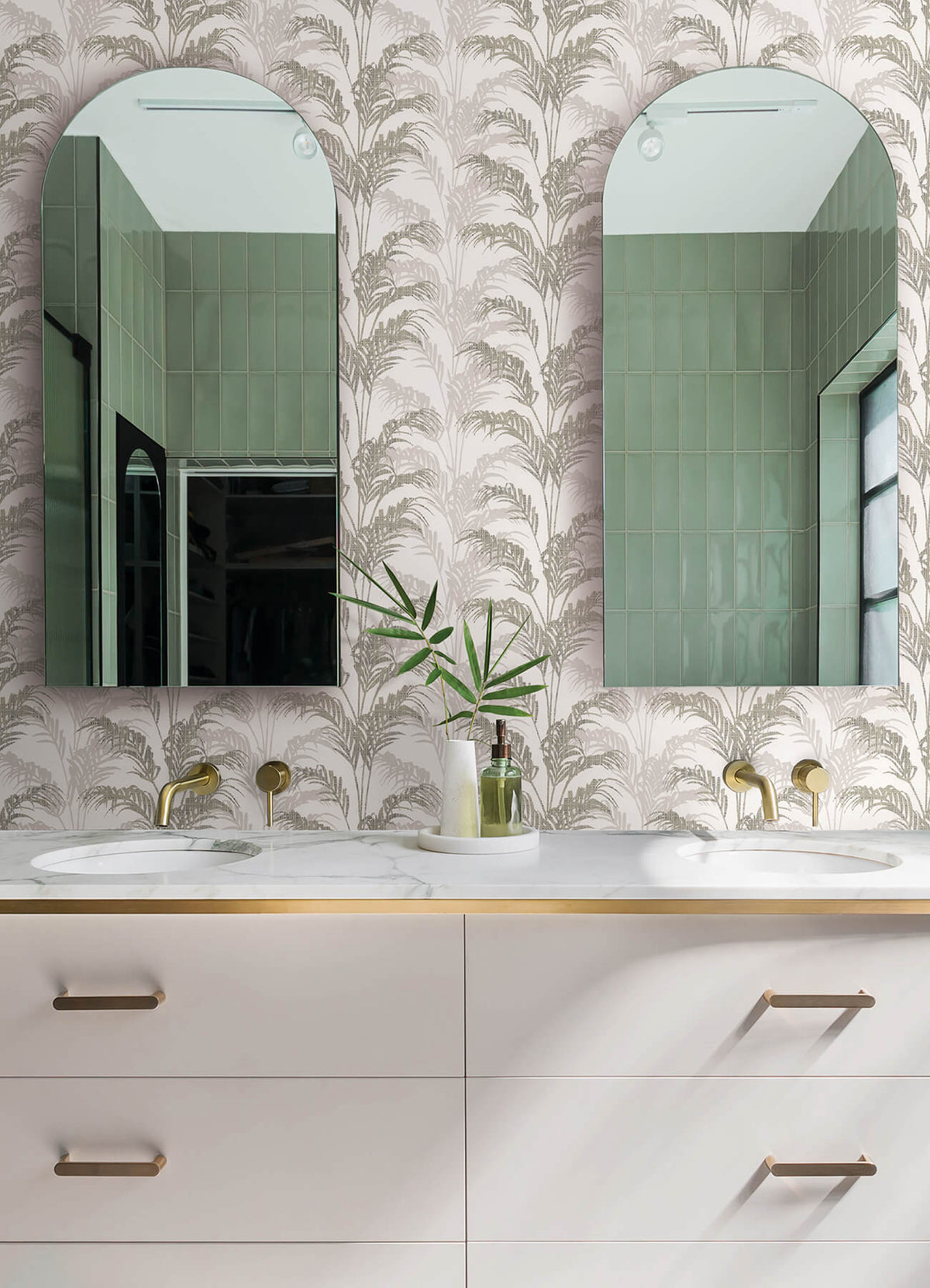 Advantage Kitchen & Bath Rattan Palm Wallpaper Sample - Silver