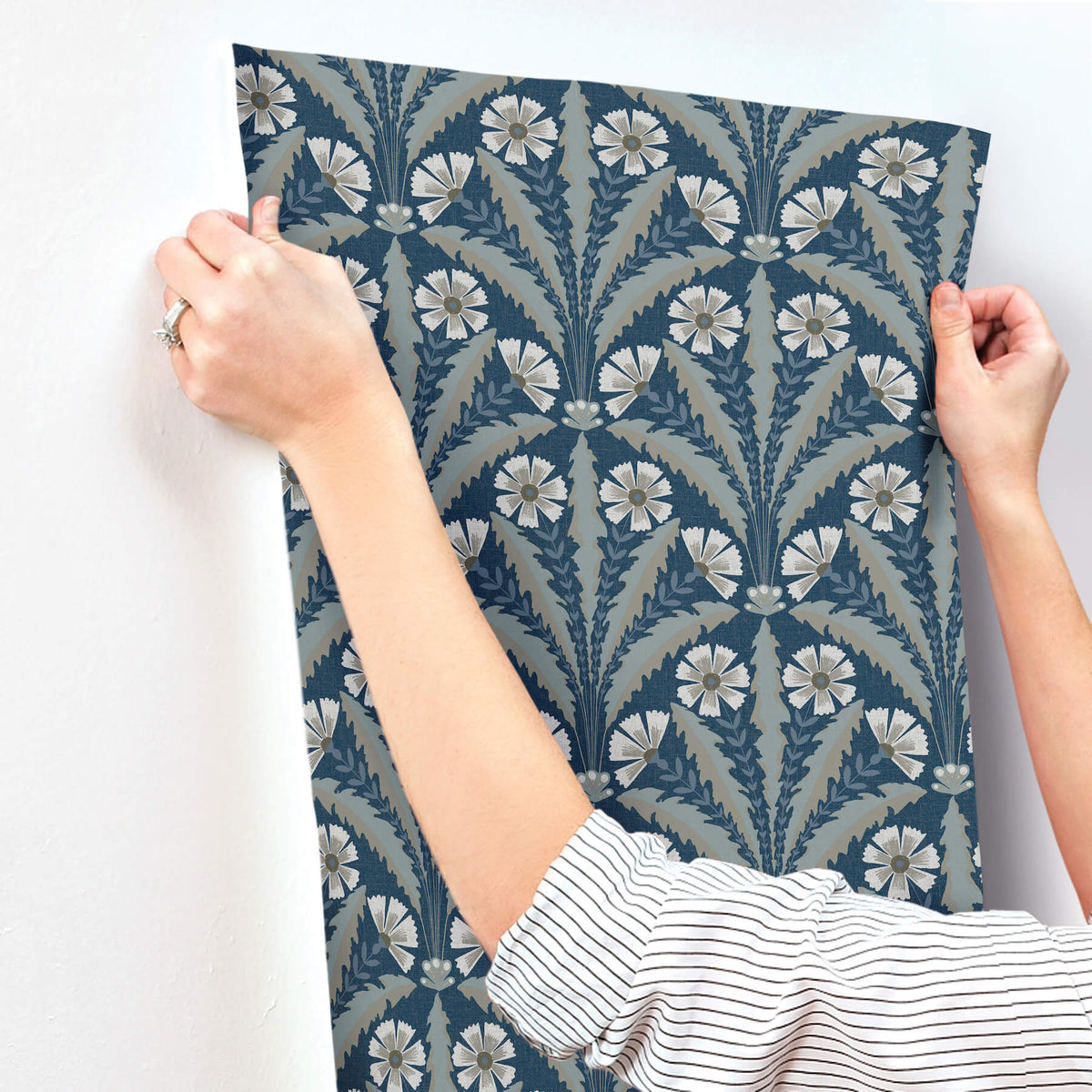Chesapeake Oak & Moss Tap Root Wallpaper - Dark Blue