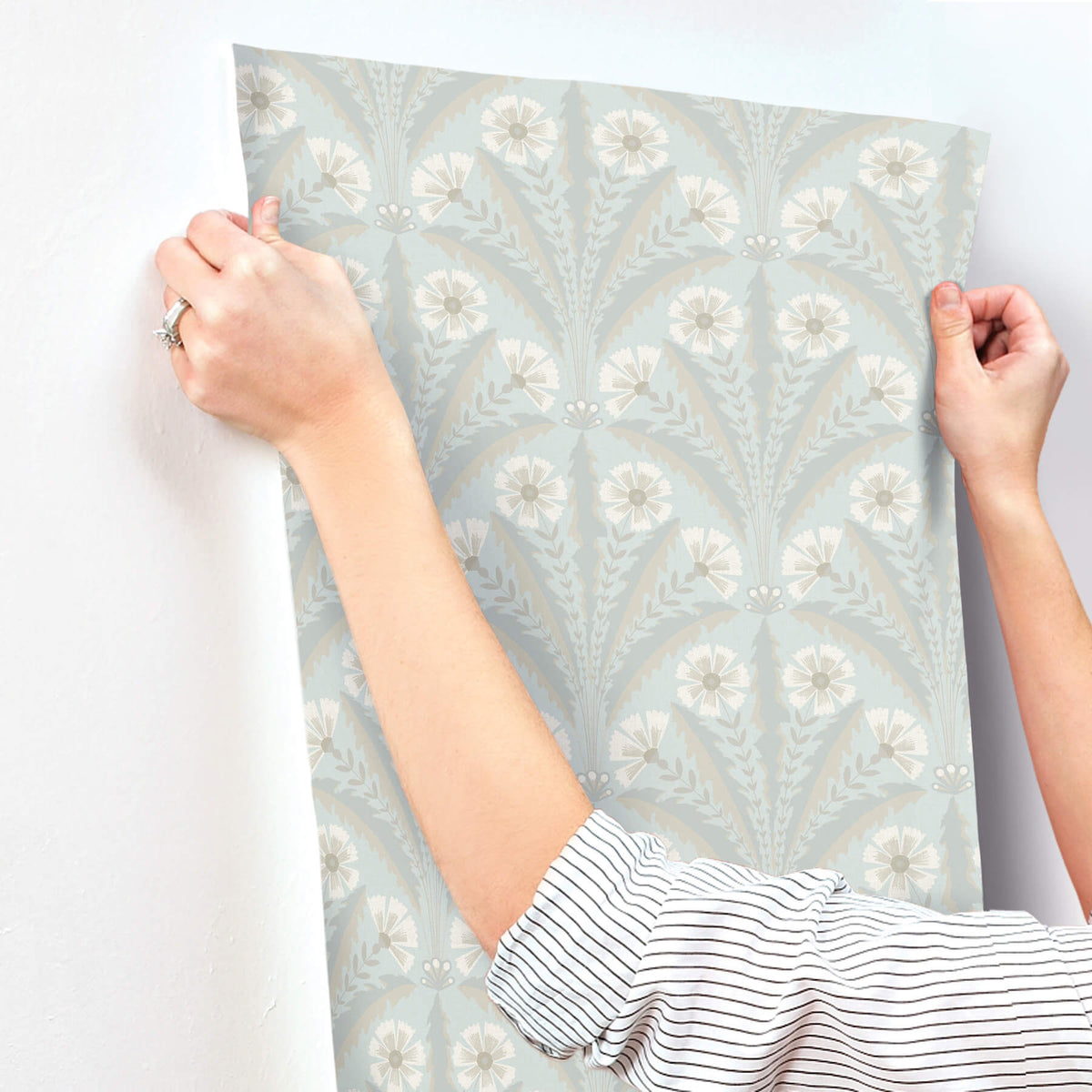 Chesapeake Oak & Moss Tap Root Wallpaper - Light Blue