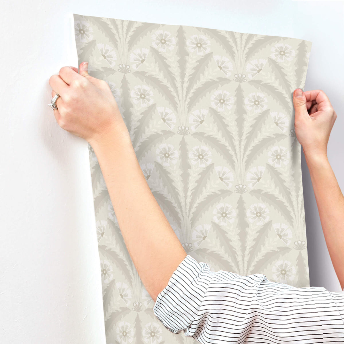 Chesapeake Oak & Moss Tap Root Wallpaper - Beige