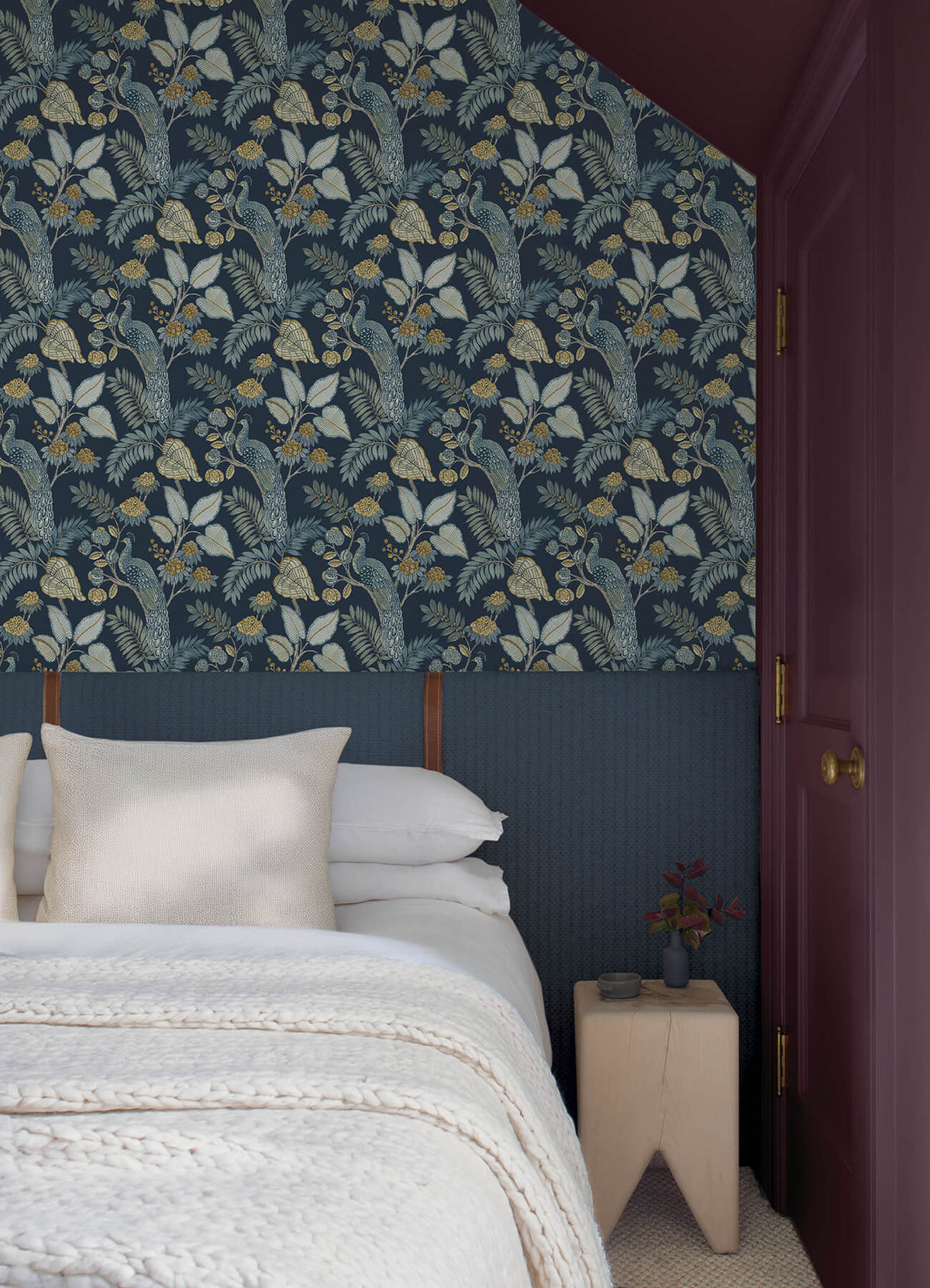 Chris Loves Julia Geneva Peacock Wallpaper - Dark Blue