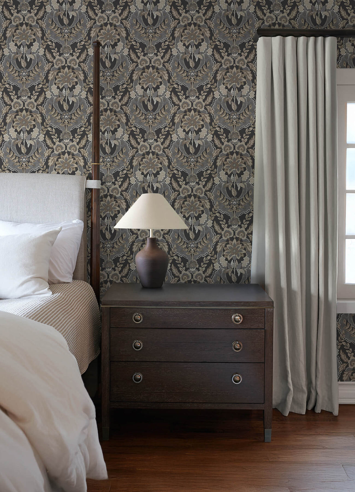 Chris Loves Julia Collins Wallpaper - Charcoal