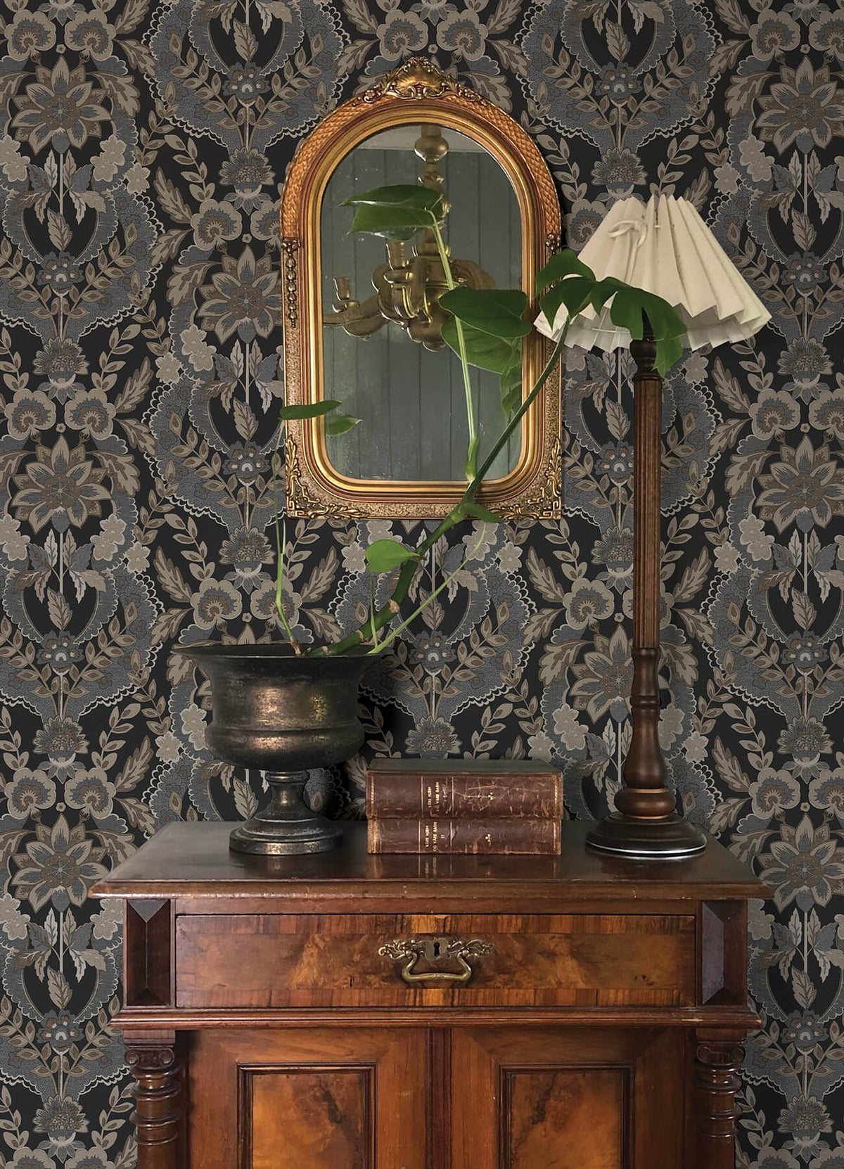 Chris Loves Julia Collins Wallpaper - Charcoal