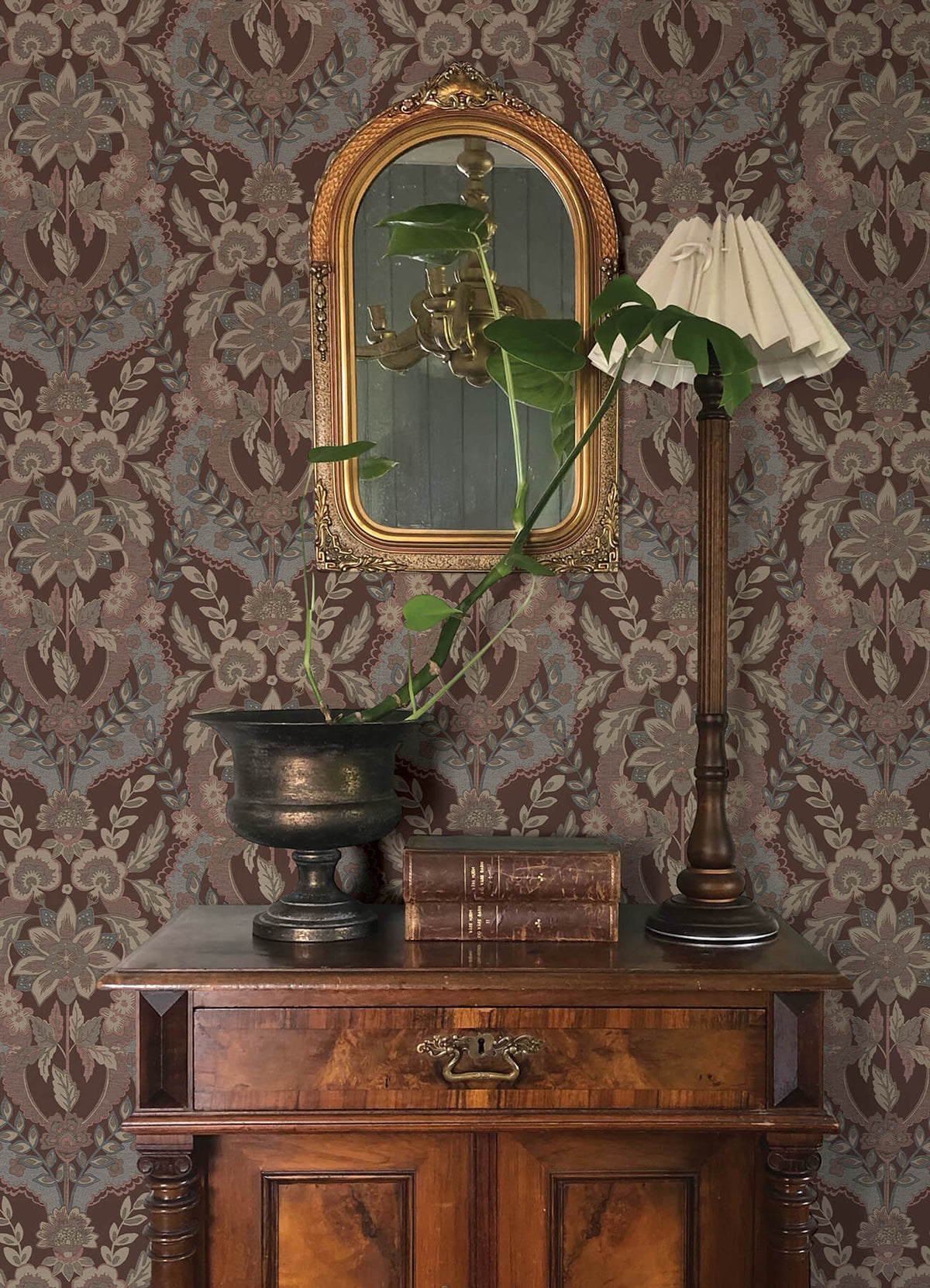 Chris Loves Julia Collins Wallpaper - Plum
