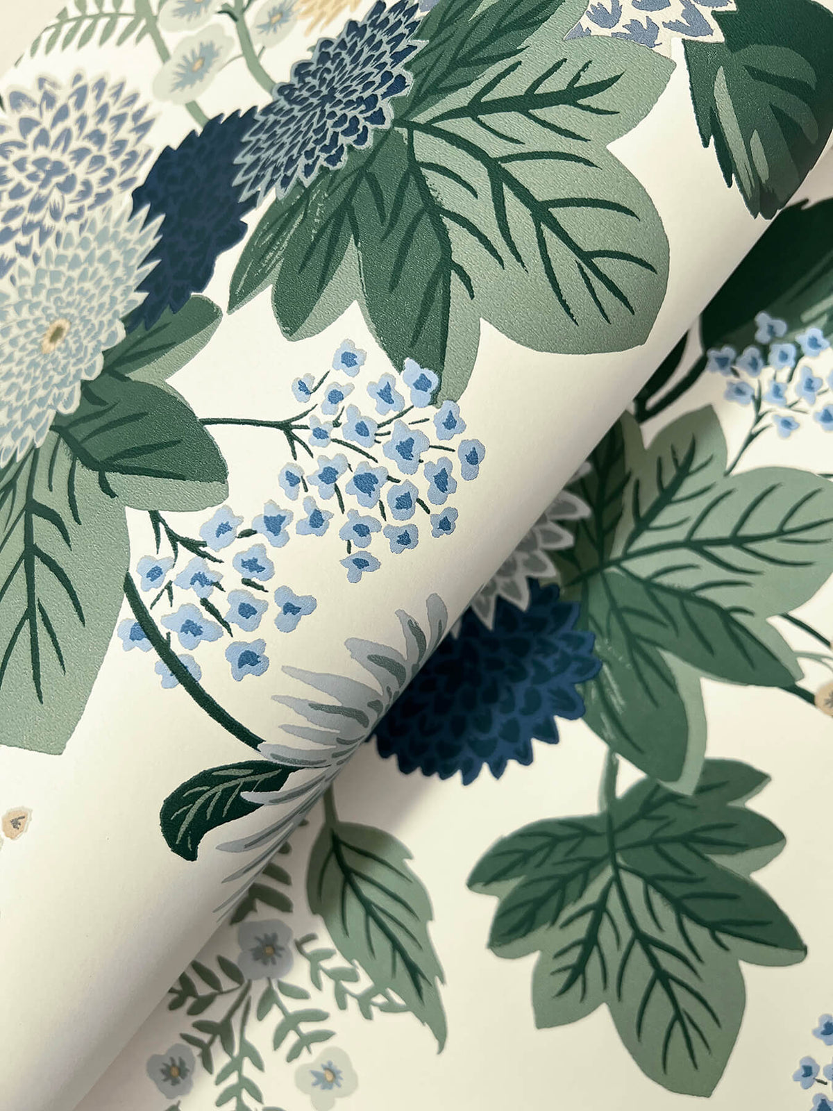 Rifle Paper Co. Dahlia Wallpaper - Linen & Blue
