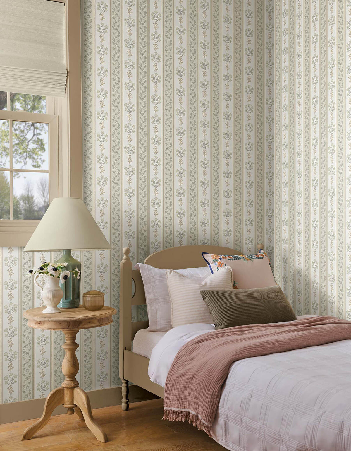 Rifle Paper Co. Portico Wallpaper Sample - White