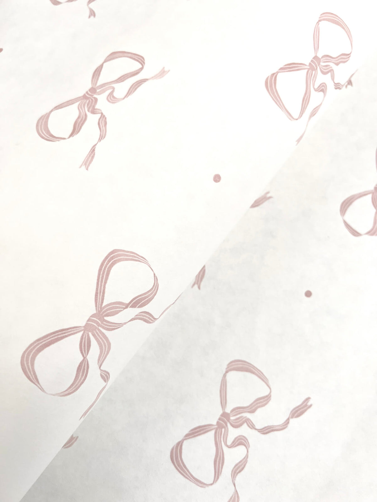 Erin Gates Emma Large Bow Wallpaper Sample - Petal