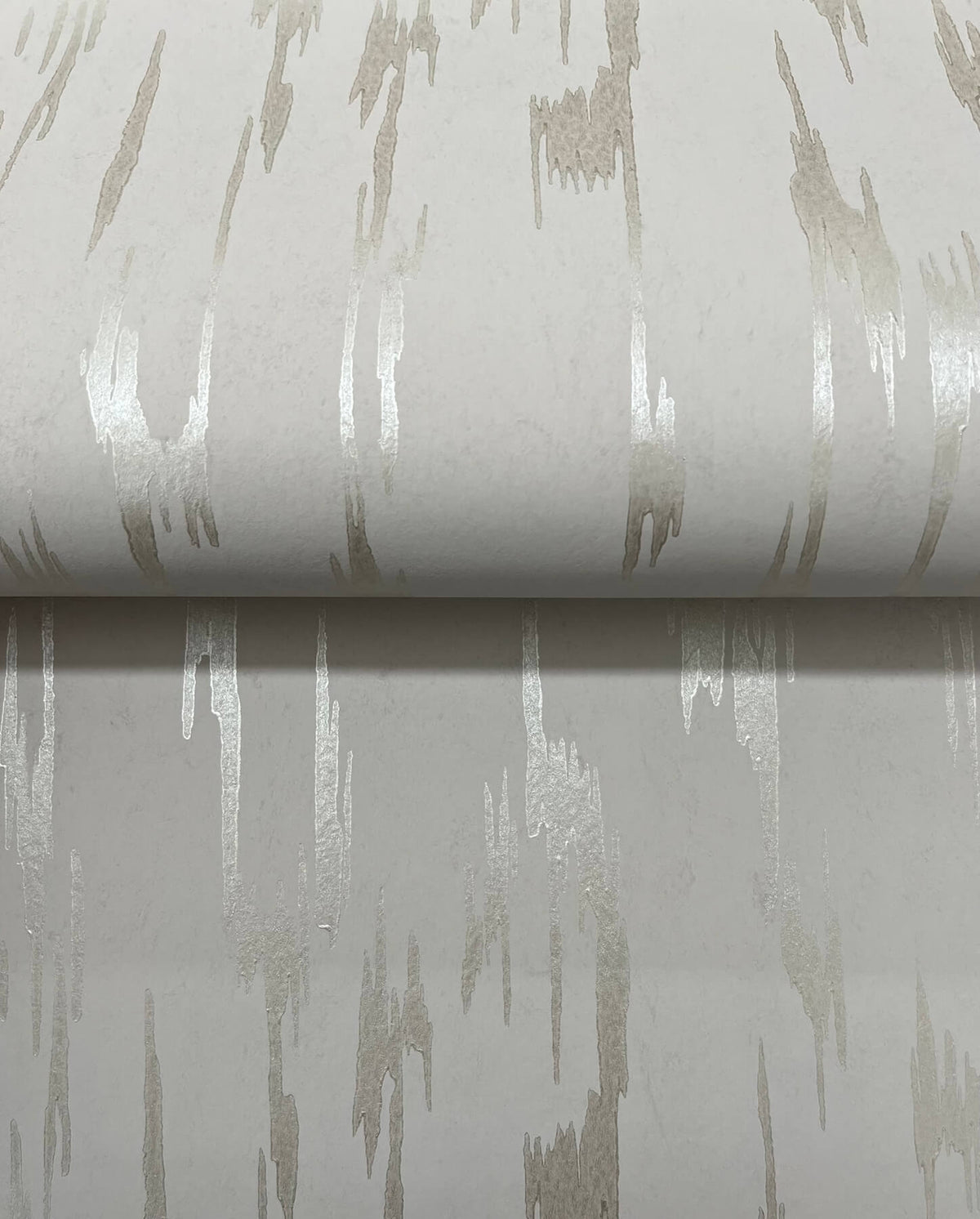 Candice Olson Decadence Flowing Wallpaper - Dark Taupe