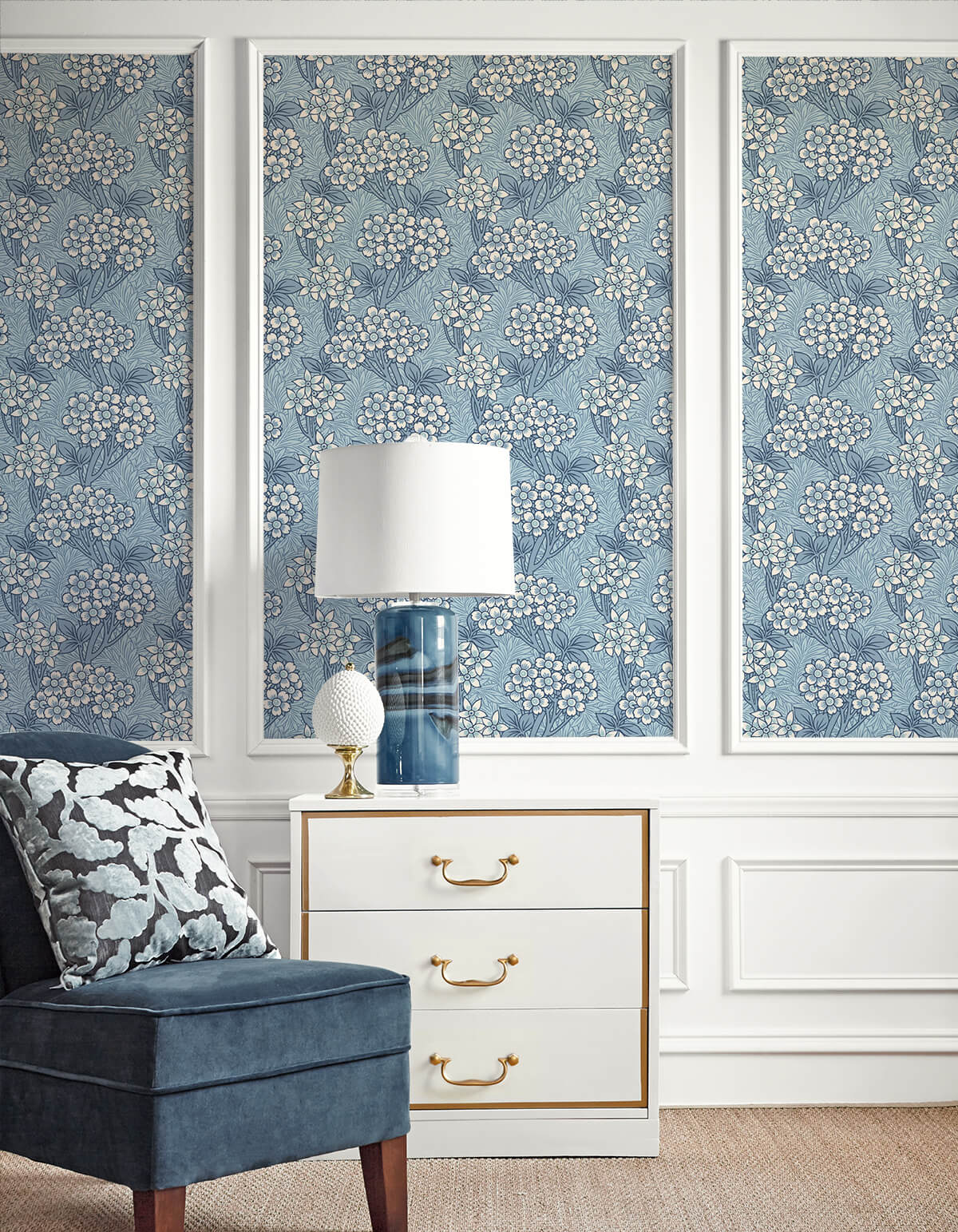 Seabrook Legacy Prints Floral Vine Wallpaper Sample - Sky Blue