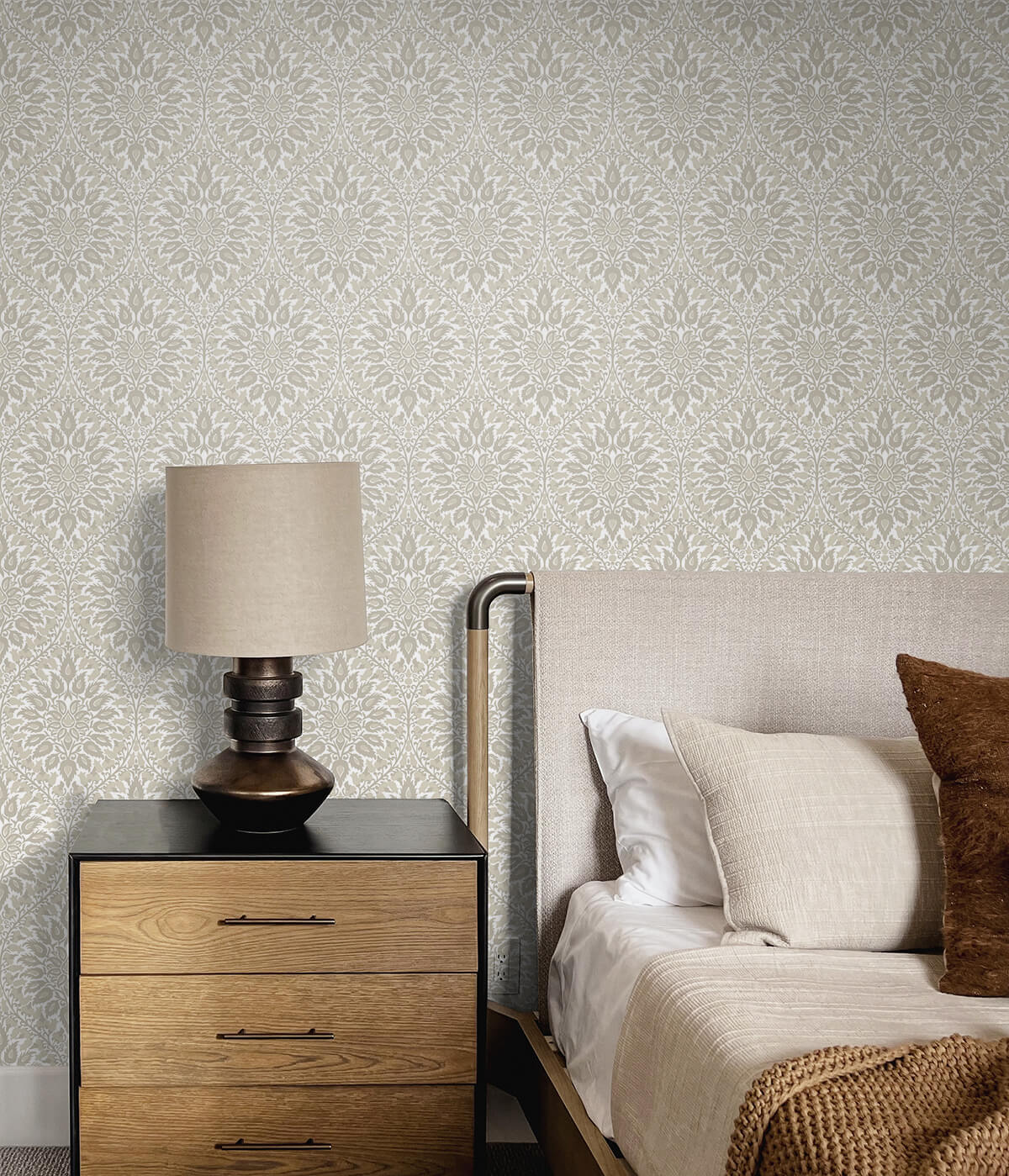 Seabrook Legacy Prints Luna Ogee Wallpaper - Natural Cream