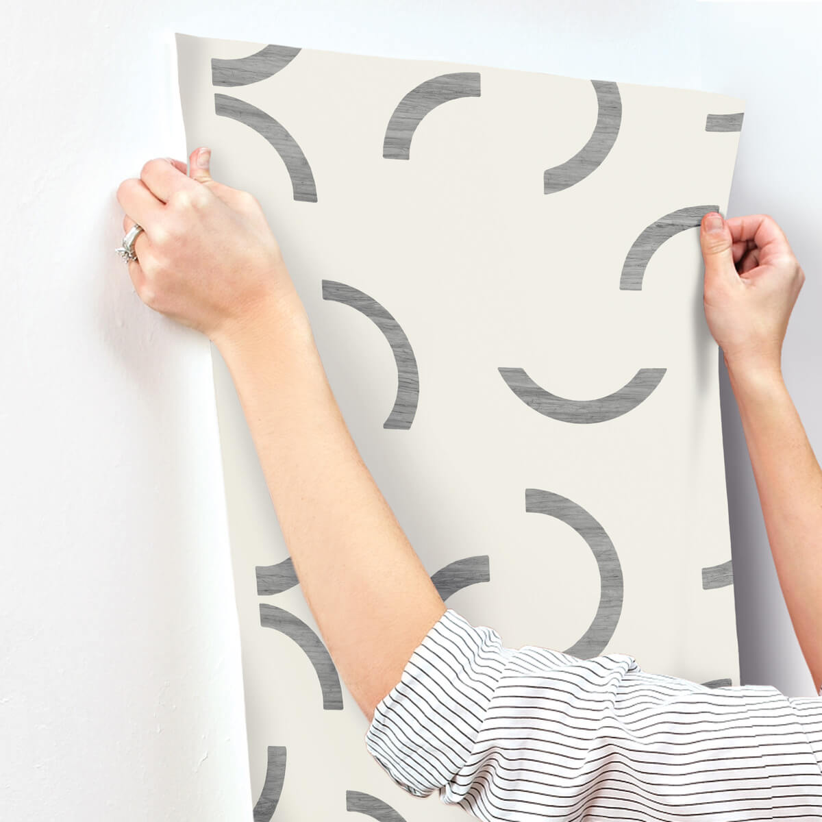 York Formations Lunula Wallpaper Sample - Black & White