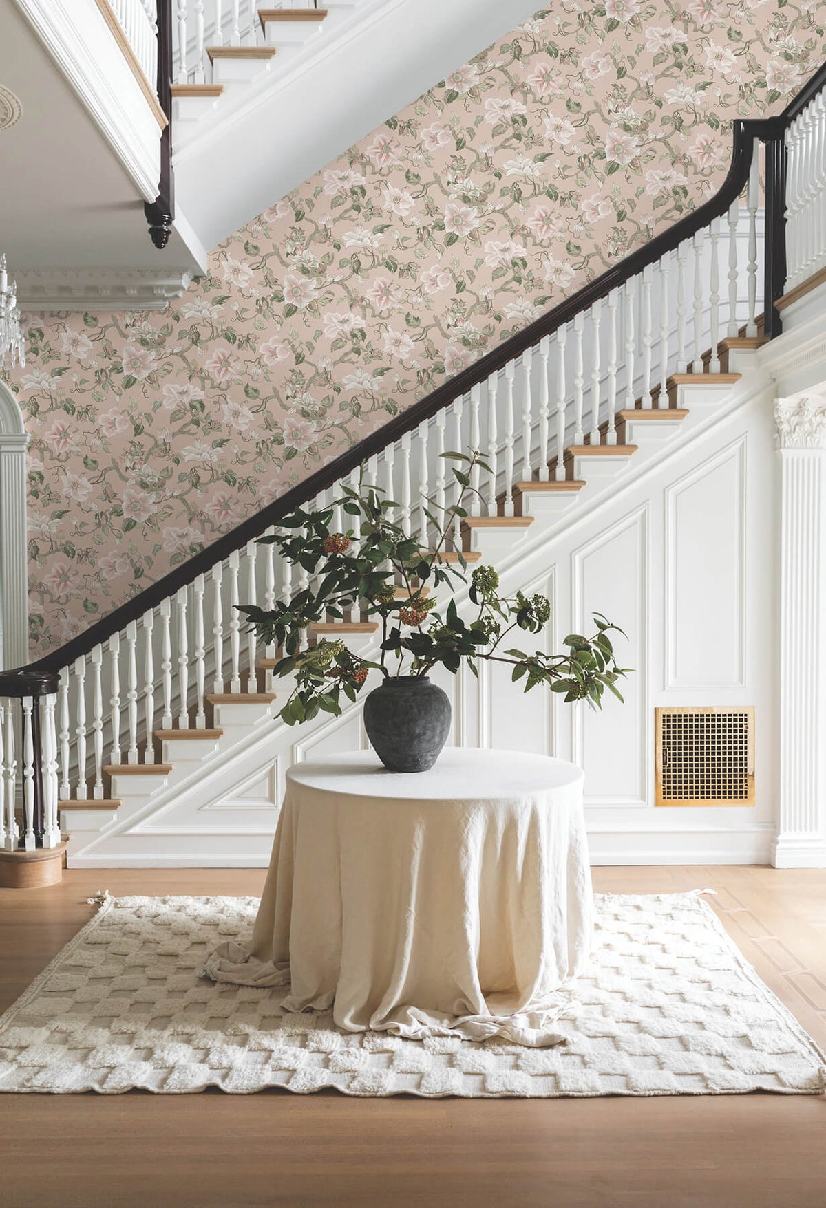 Ronald Redding Classics Marguerite Vine Wallpaper Sample - Blush