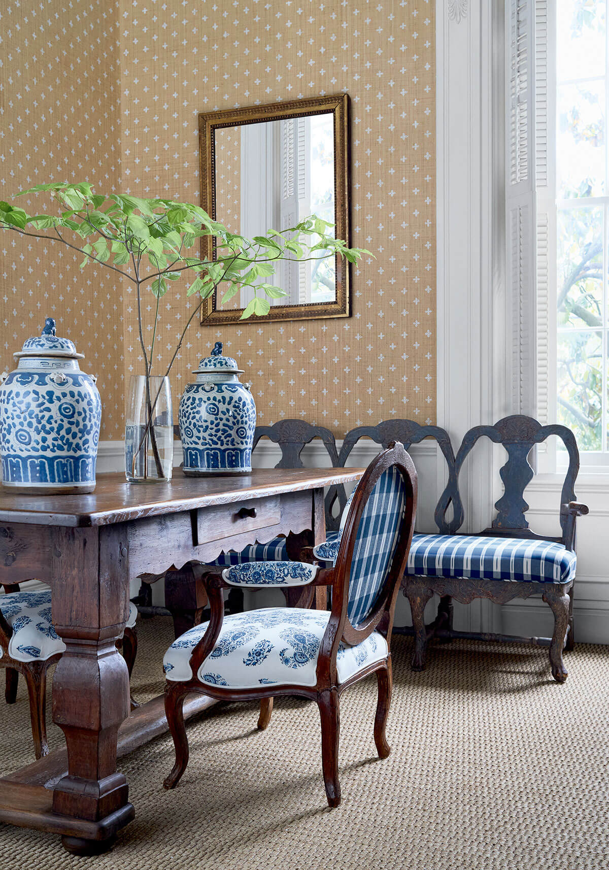 Thibaut Indienne Bethany Wallpaper Sample - White on Natural