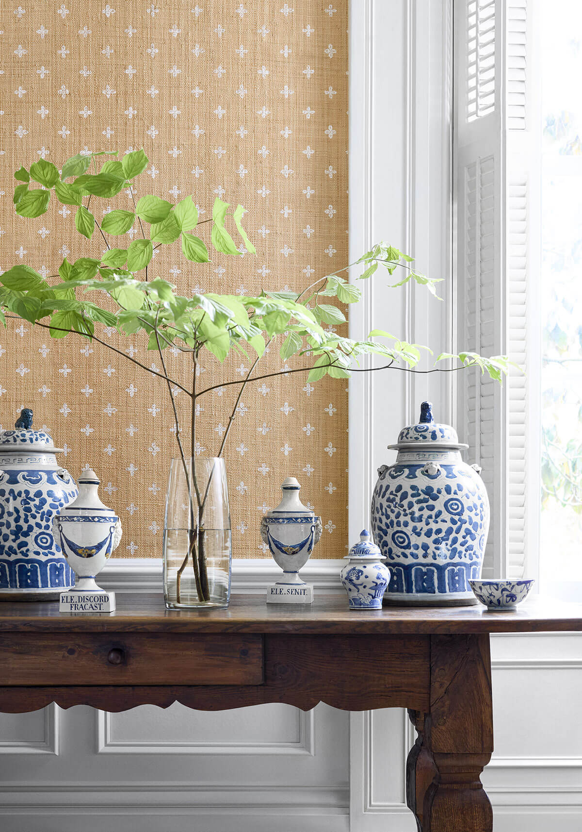 Thibaut Indienne Bethany Wallpaper Sample - White on Natural