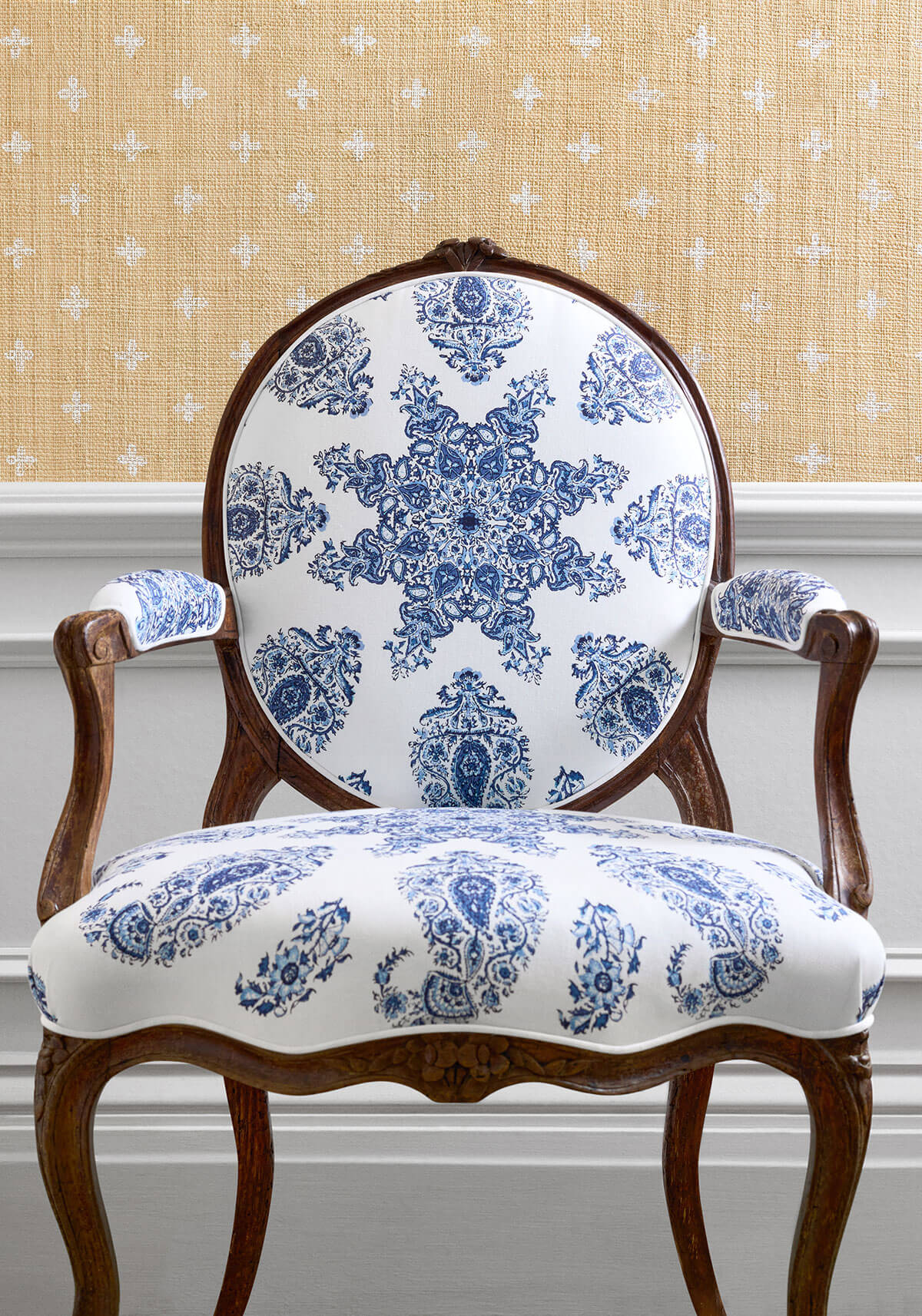 Thibaut Indienne Bethany Wallpaper Sample - White on Natural