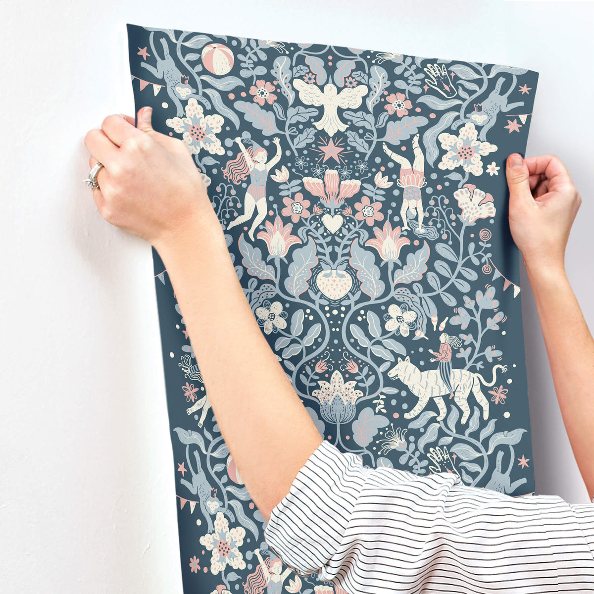 York Daydream Cirkus Wallpaper - Blue