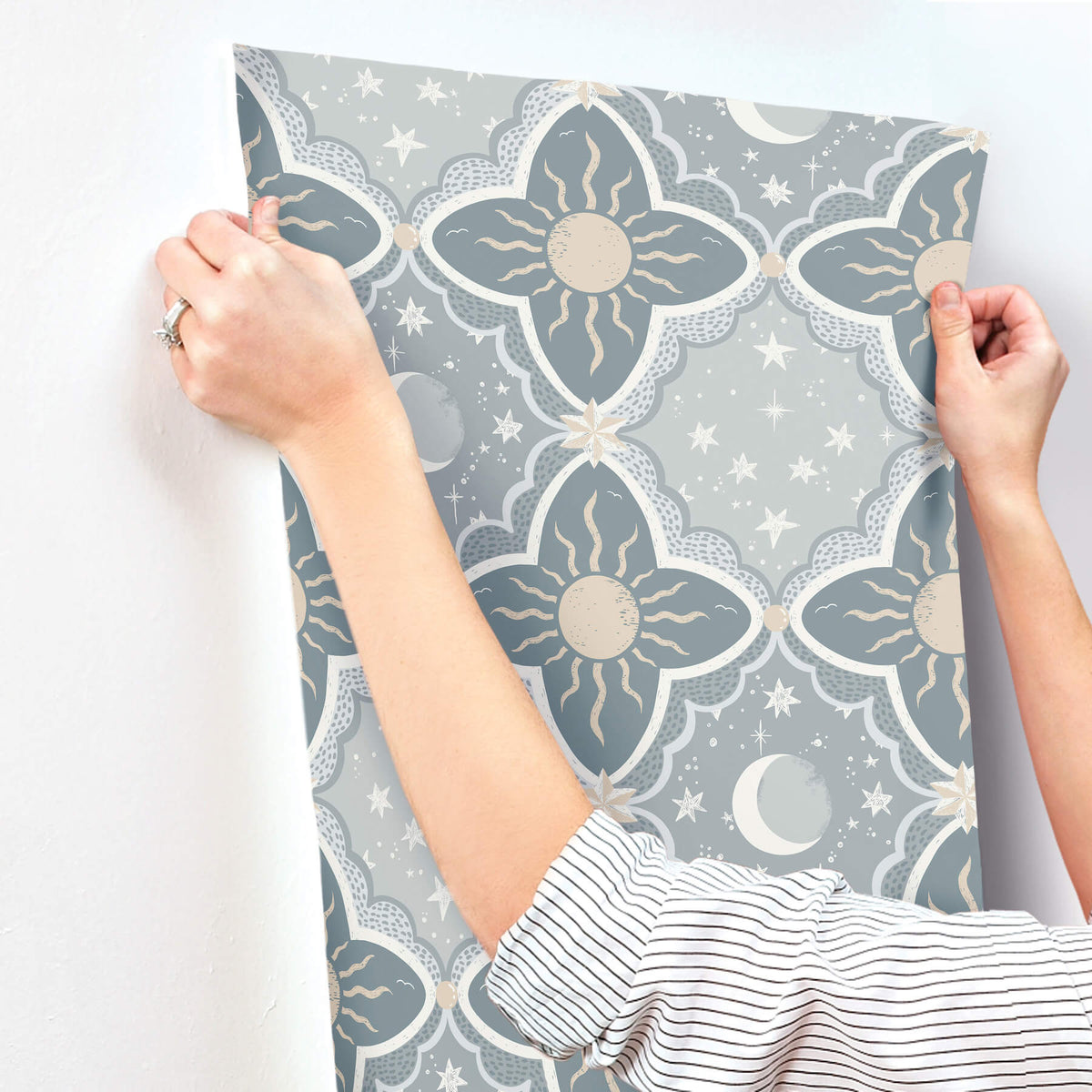 York Daydream Sol & Mane Wallpaper - Blue
