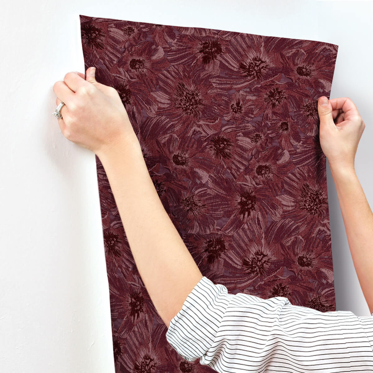 Missoni Home Anemoni Wallpaper - Burgundy