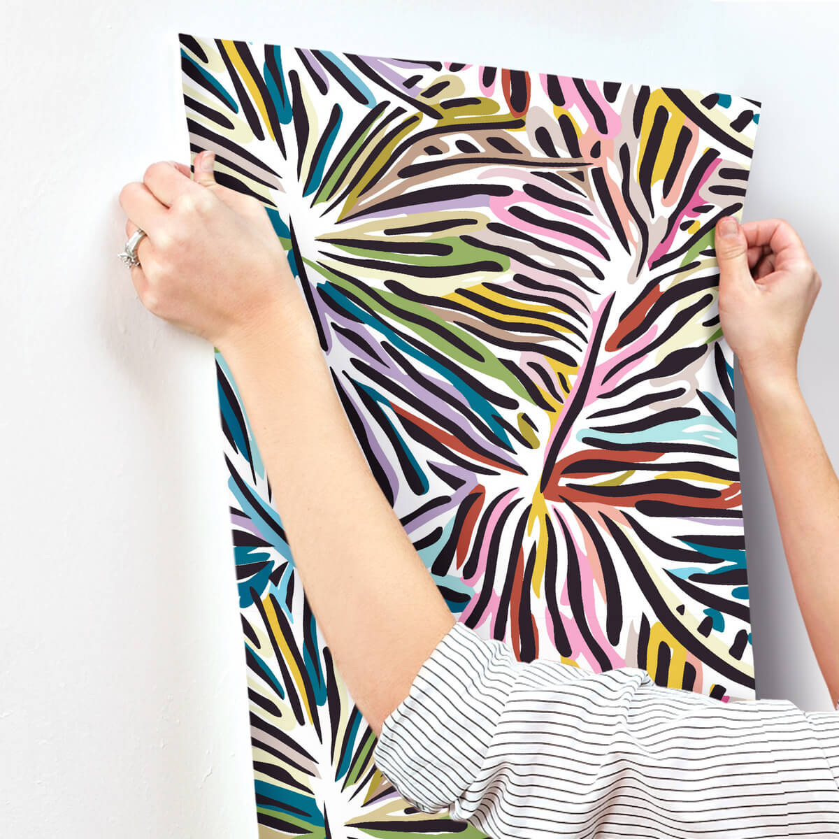 Missoni Home Flora Wallpaper Sample - Multicolor