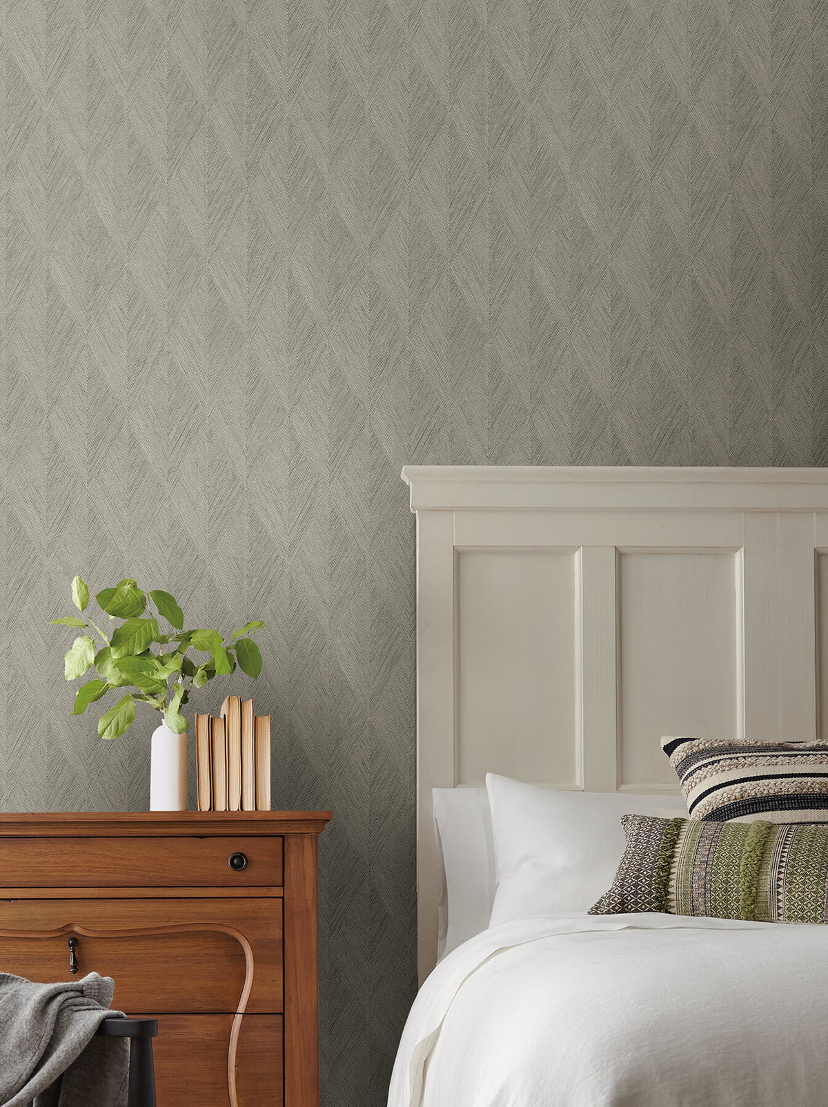 Magnolia Home High Performance Challenger Wallpaper - Mineral
