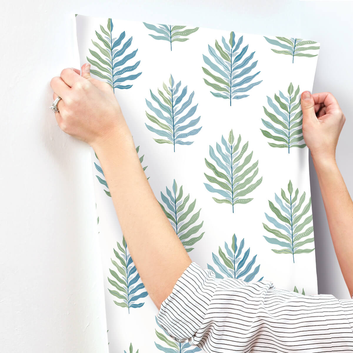 York Montecito Miramar Wallpaper Sample - Lush