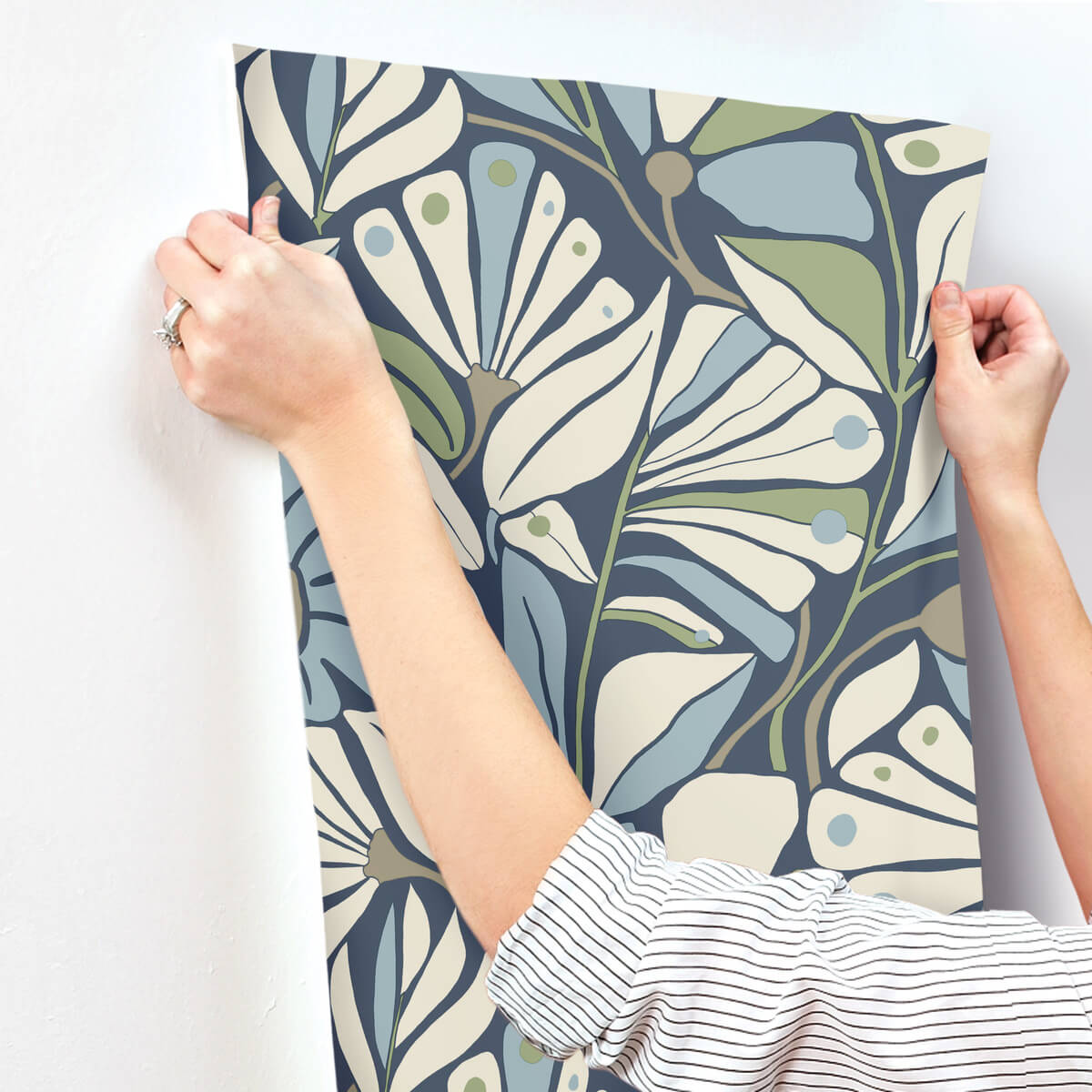 York Montecito Cabana Club Wallpaper Sample - Sea