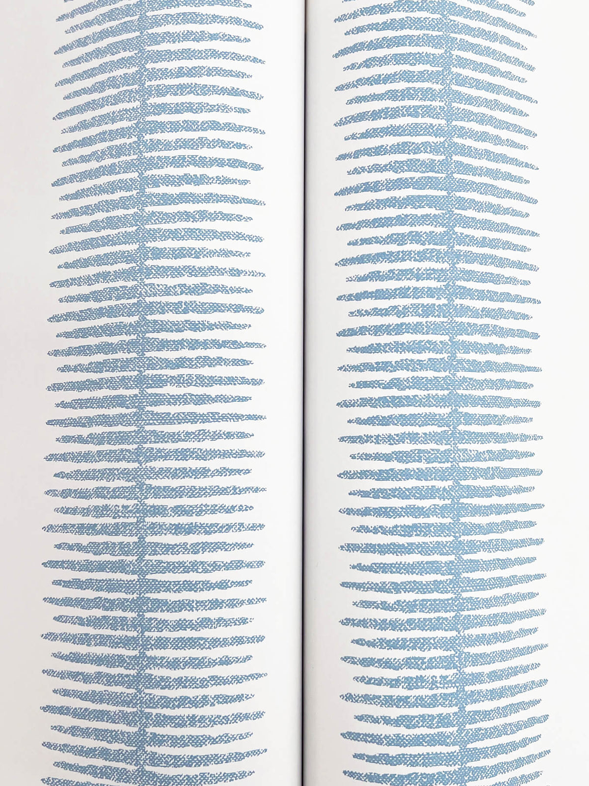 Ronald Redding Astoria Tandem Stripe Wallpaper - Blue