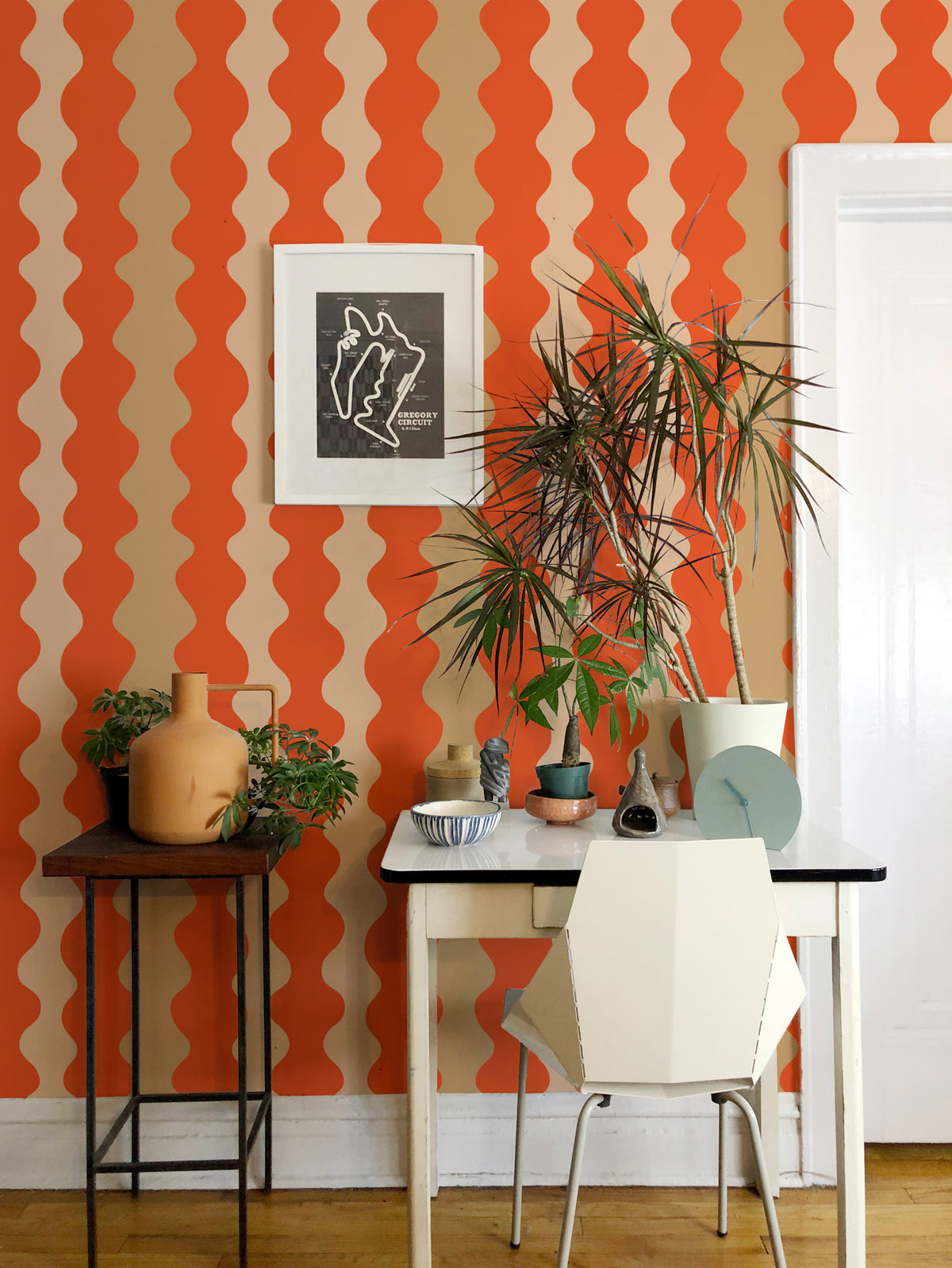 Mitchell Black Natalie Papier Low Frequency Wallpaper Sample - Tangerine Dreams
