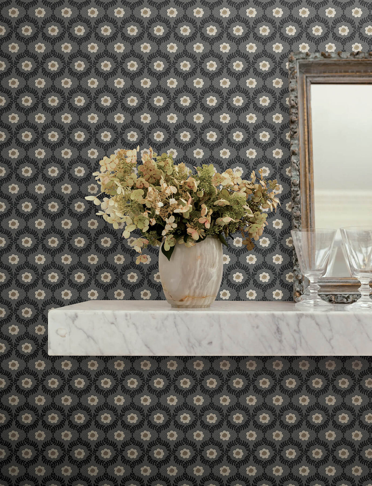 Rifle Paper Co. Emma Wallpaper - Black