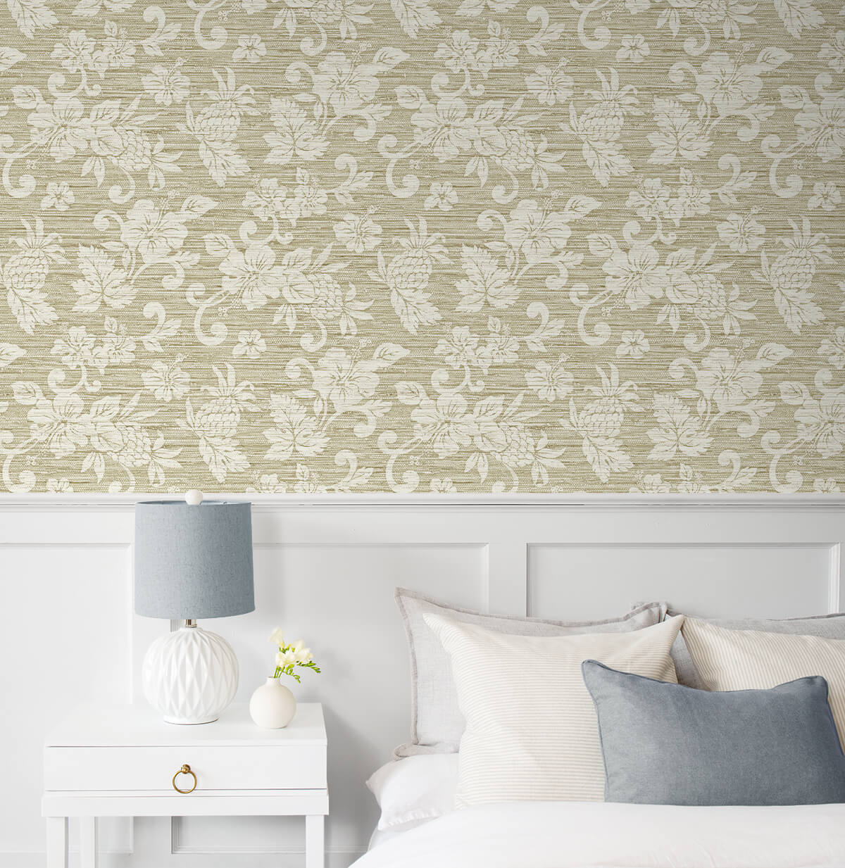 Seabrook Summer House Juno Island Floral Wallpaper - Saddle Tan