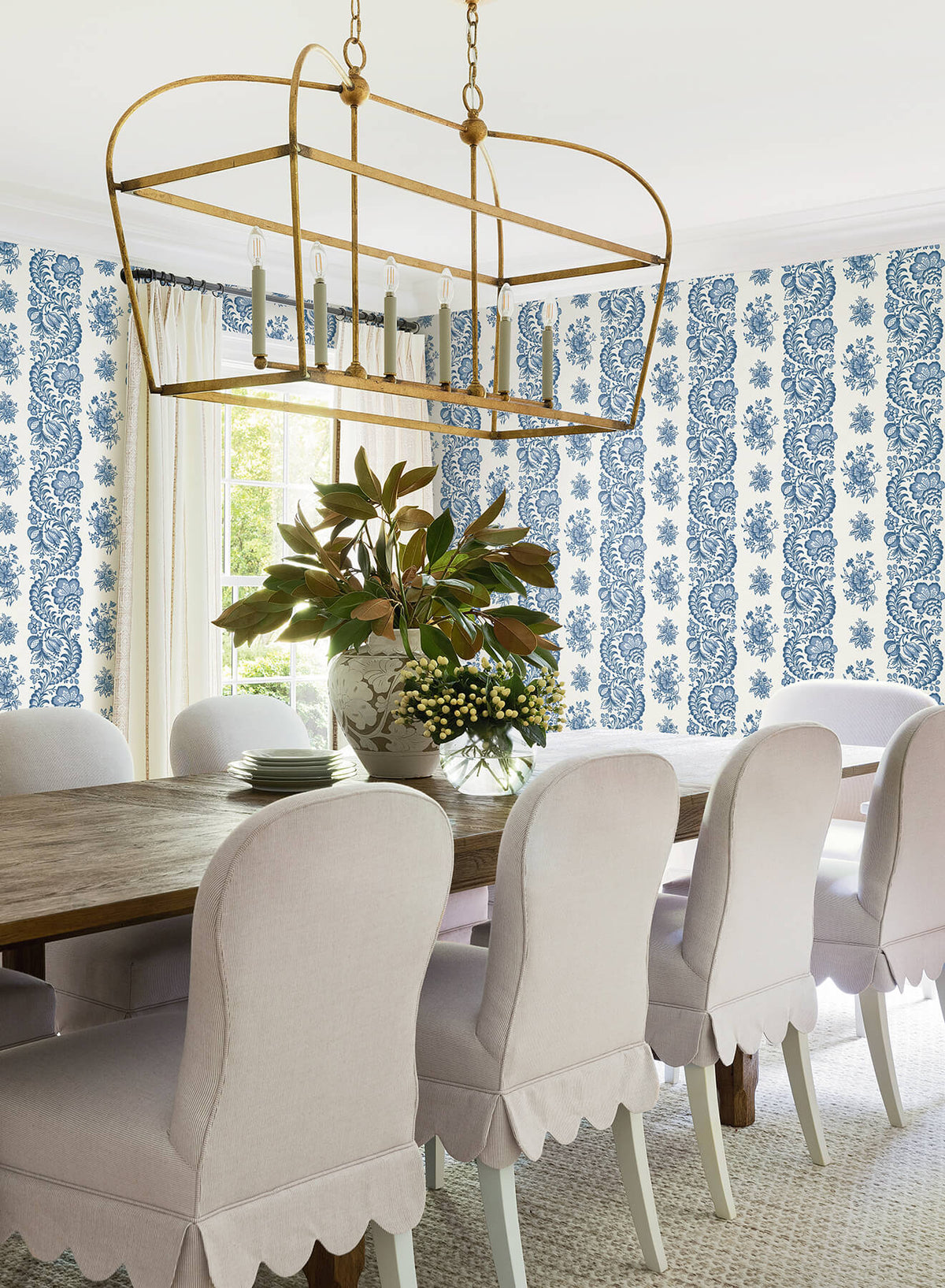 Antonina Vella Jardin Beaumont Wallpaper Sample - Blue