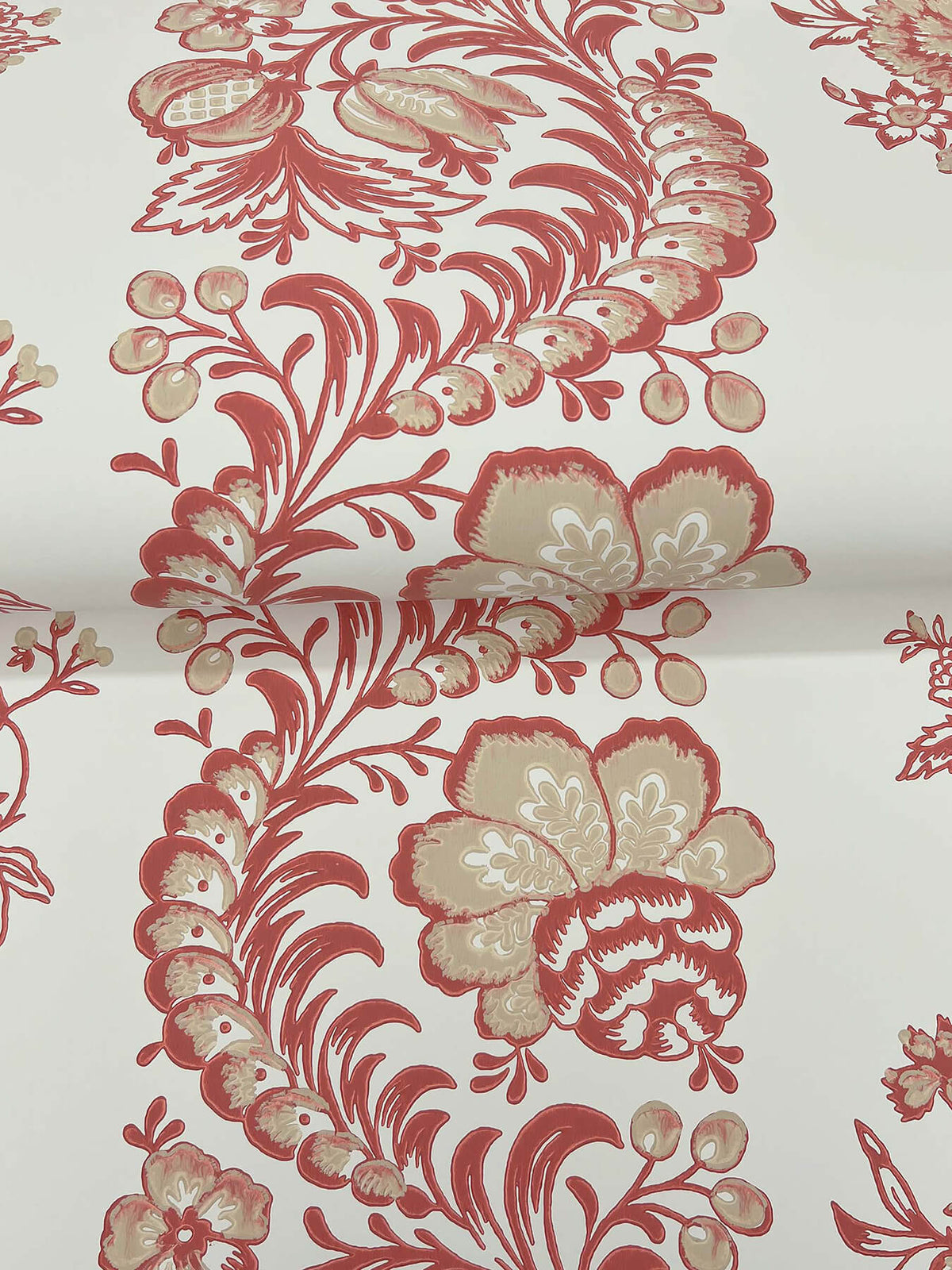Antonina Vella Jardin Beaumont Wallpaper Sample - Ginger