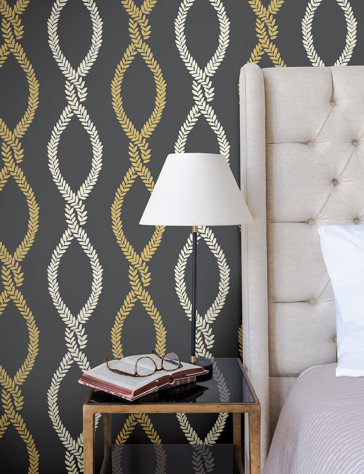 Antonina Vella Jardin Laureate Wallpaper Sample - Off Black