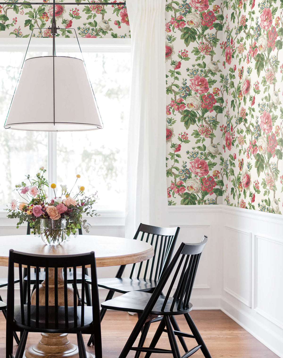 Antonina Vella Jardin Beatrix Wallpaper Sample - Red & Green