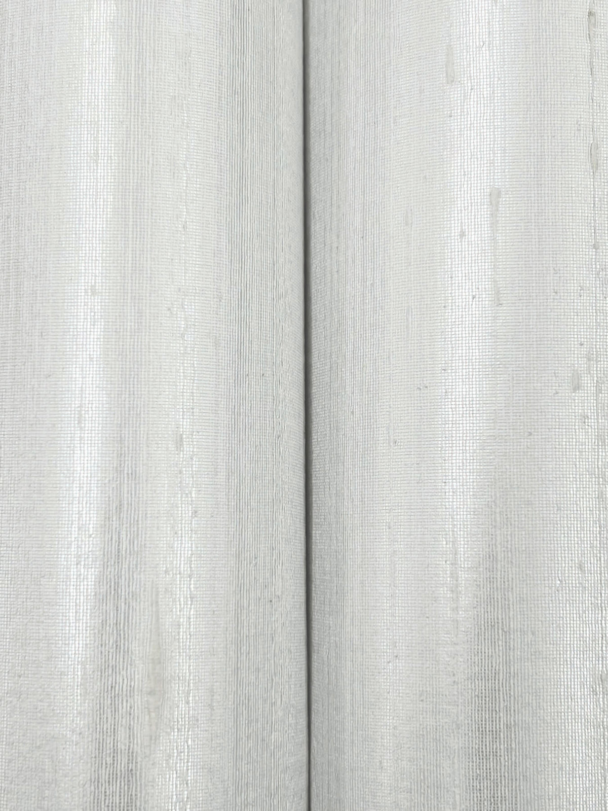 Ronald Redding Tea Garden Saori Silk Wallpaper - Pearl
