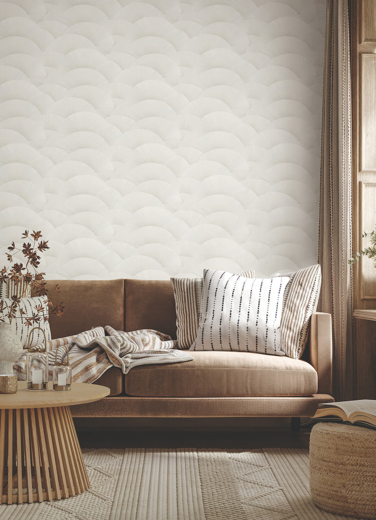Ronald Redding Tea Garden Morning Shell Wallpaper - White & Silver