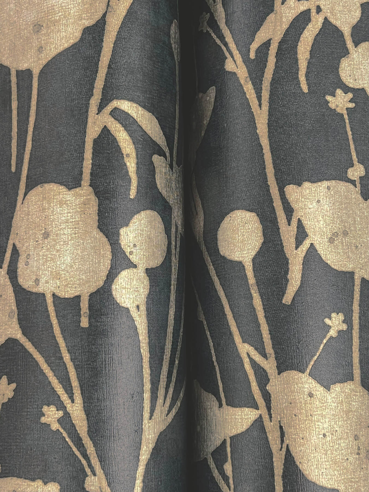 Ronald Redding Tea Garden Shimmering Poppies Wallpaper - Black & Gold